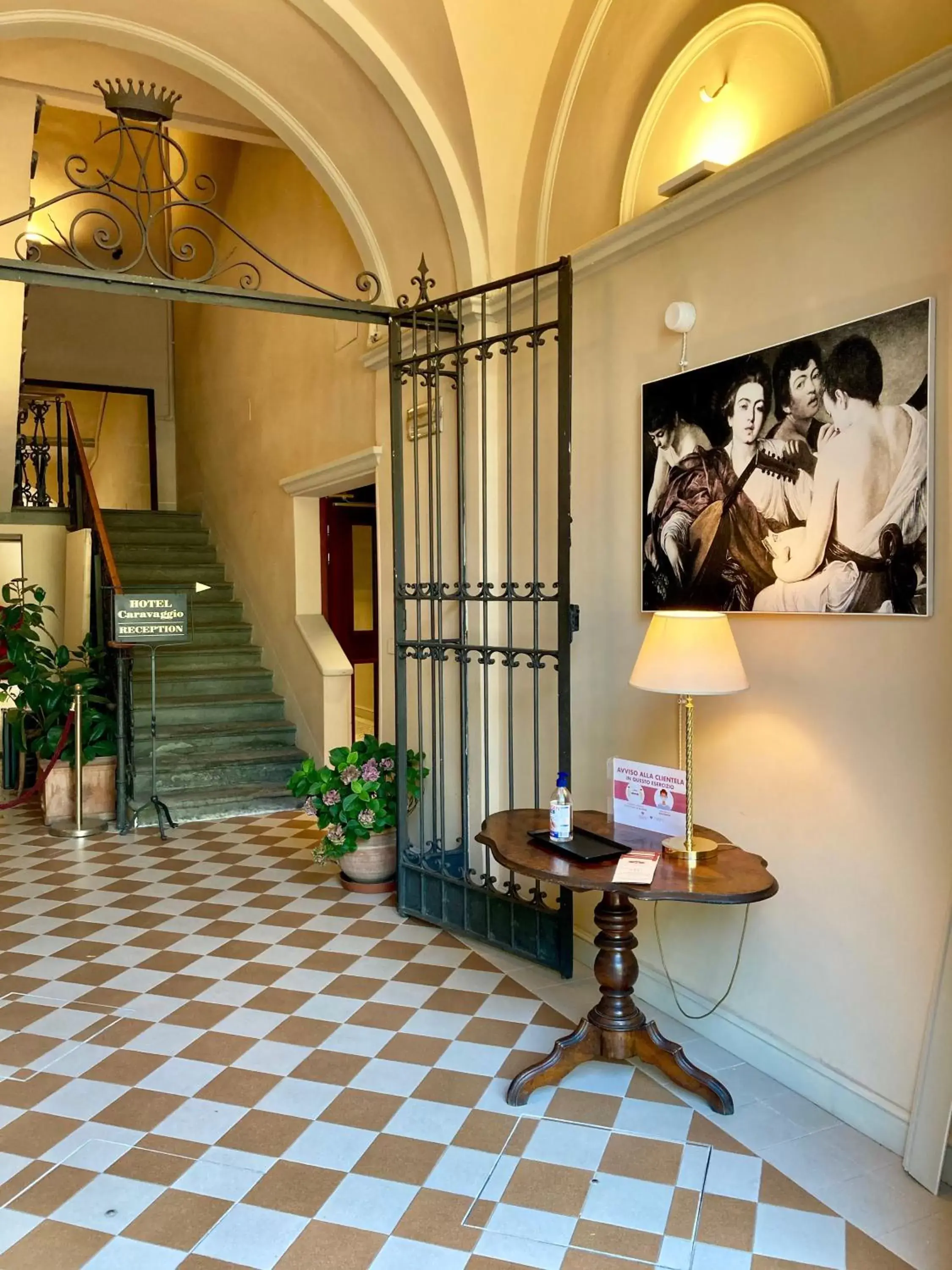 Facade/entrance in Hotel Caravaggio