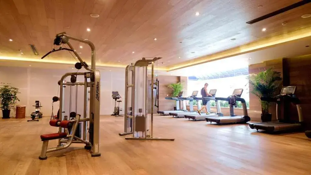 Fitness centre/facilities in Hotel Equatorial Shanghai Fitness centre/facilities in Hotel Equatorial Shanghai