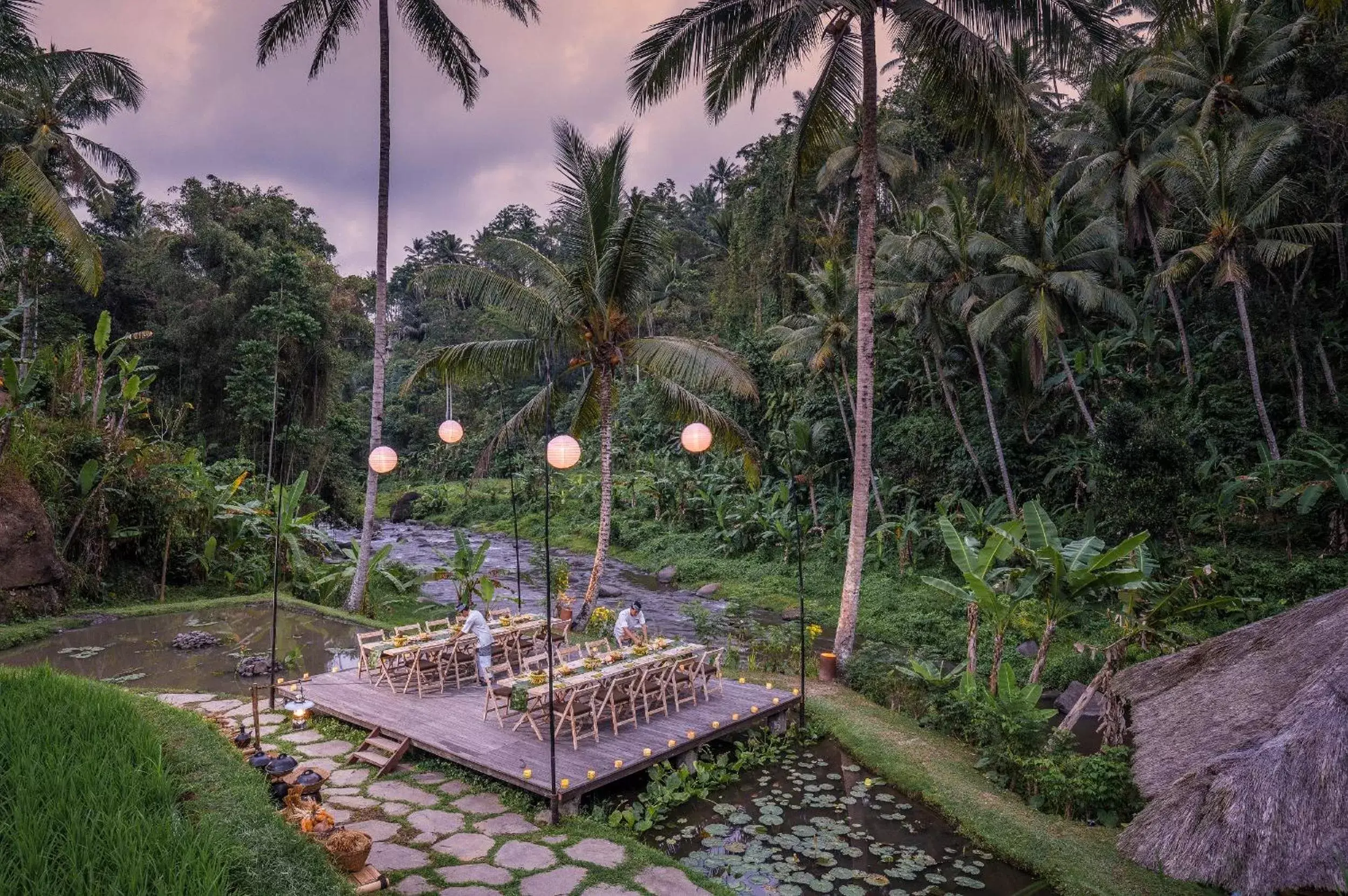 Restaurant/places to eat in Four Seasons Resort Bali at Sayan