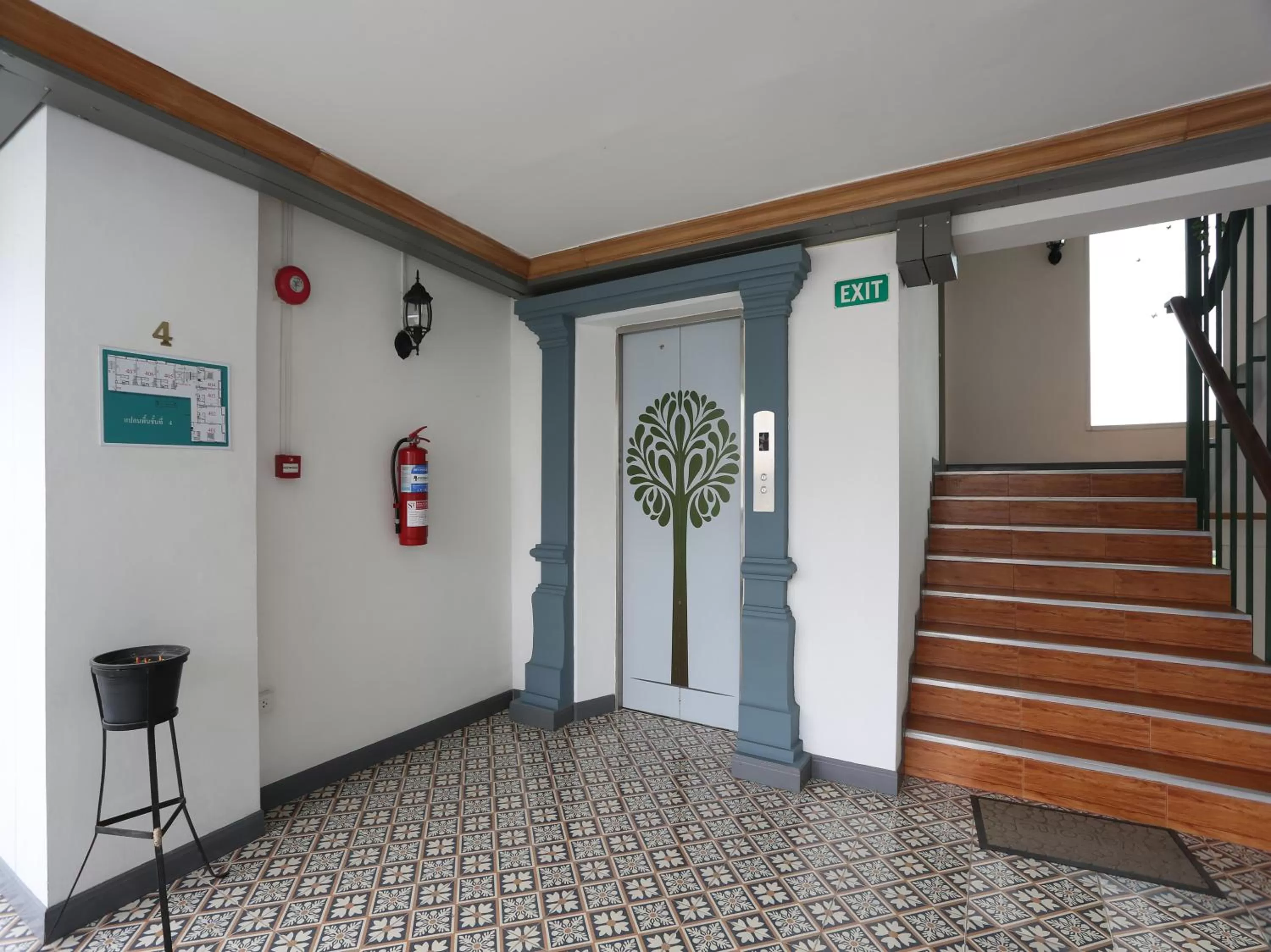 Floor plan in The Lilly Hotel