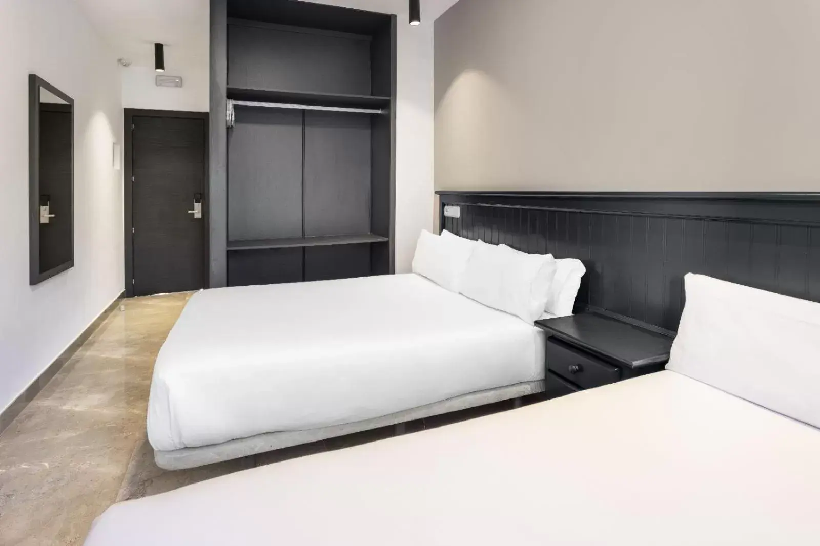 Bed in Hotel Victoria Valdemoro Inspired by B&B HOTELS