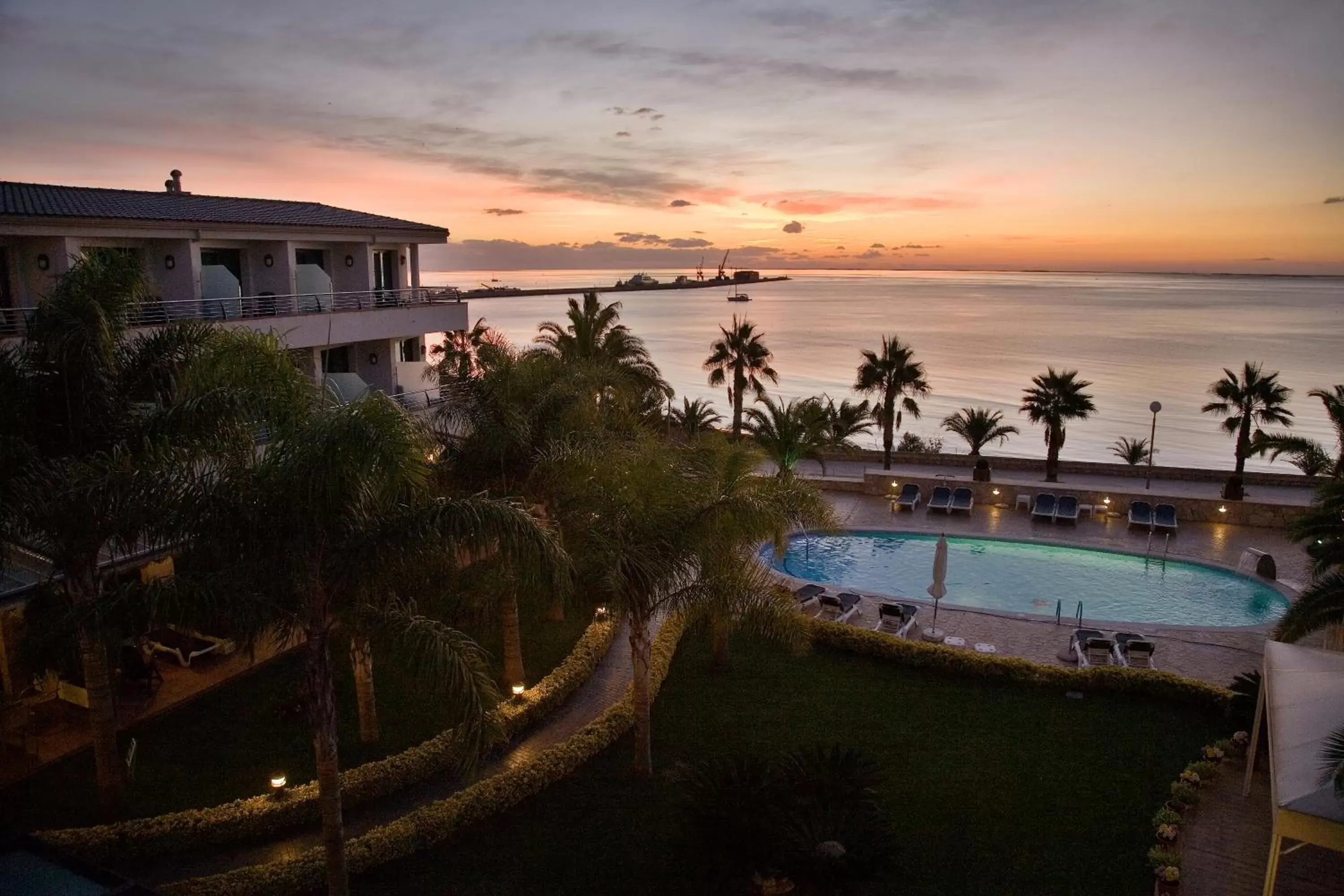 Landmark view, Pool View in Hotel Miami Mar