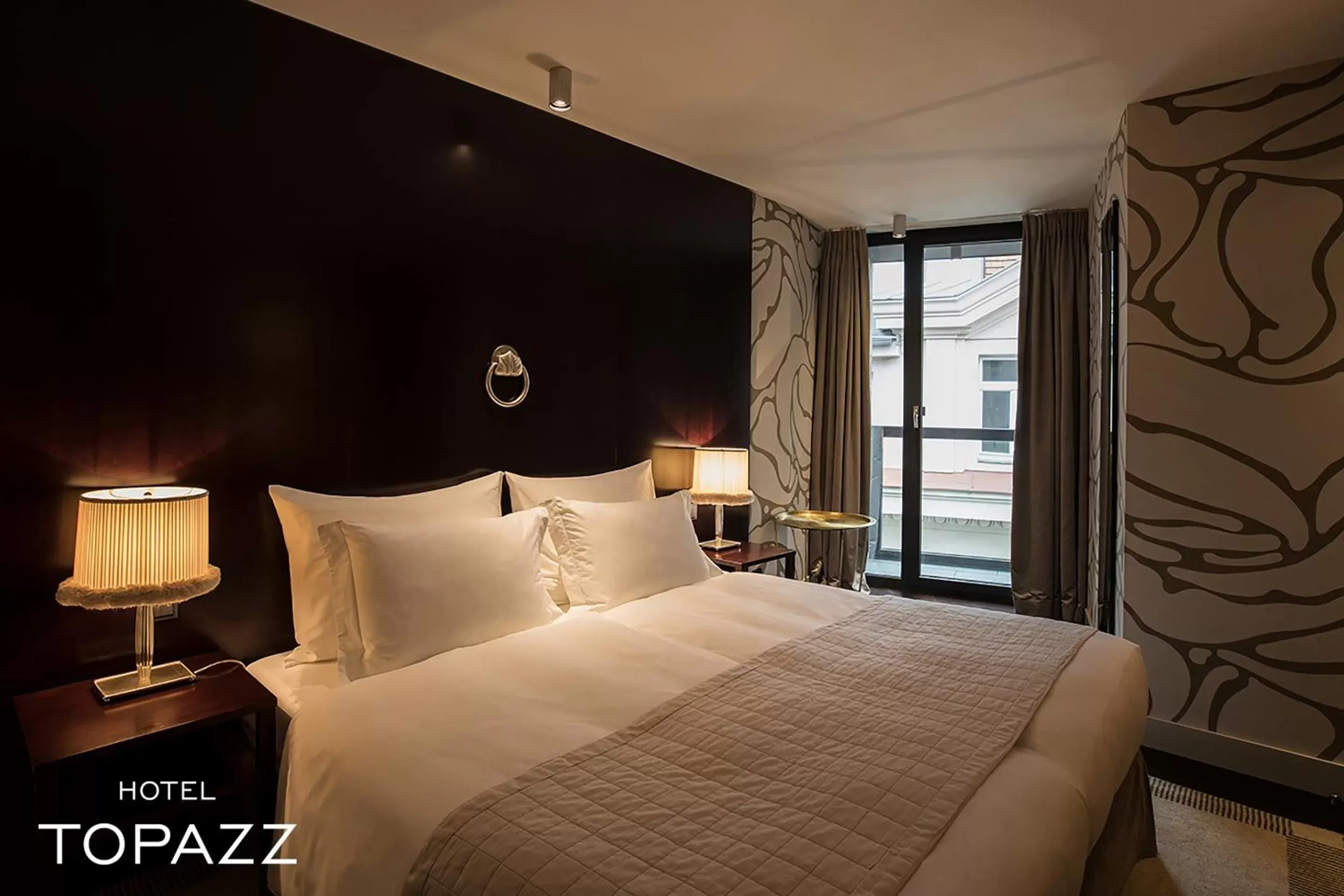 Photo of the whole room, Bed in Hotel Topazz & Lamée