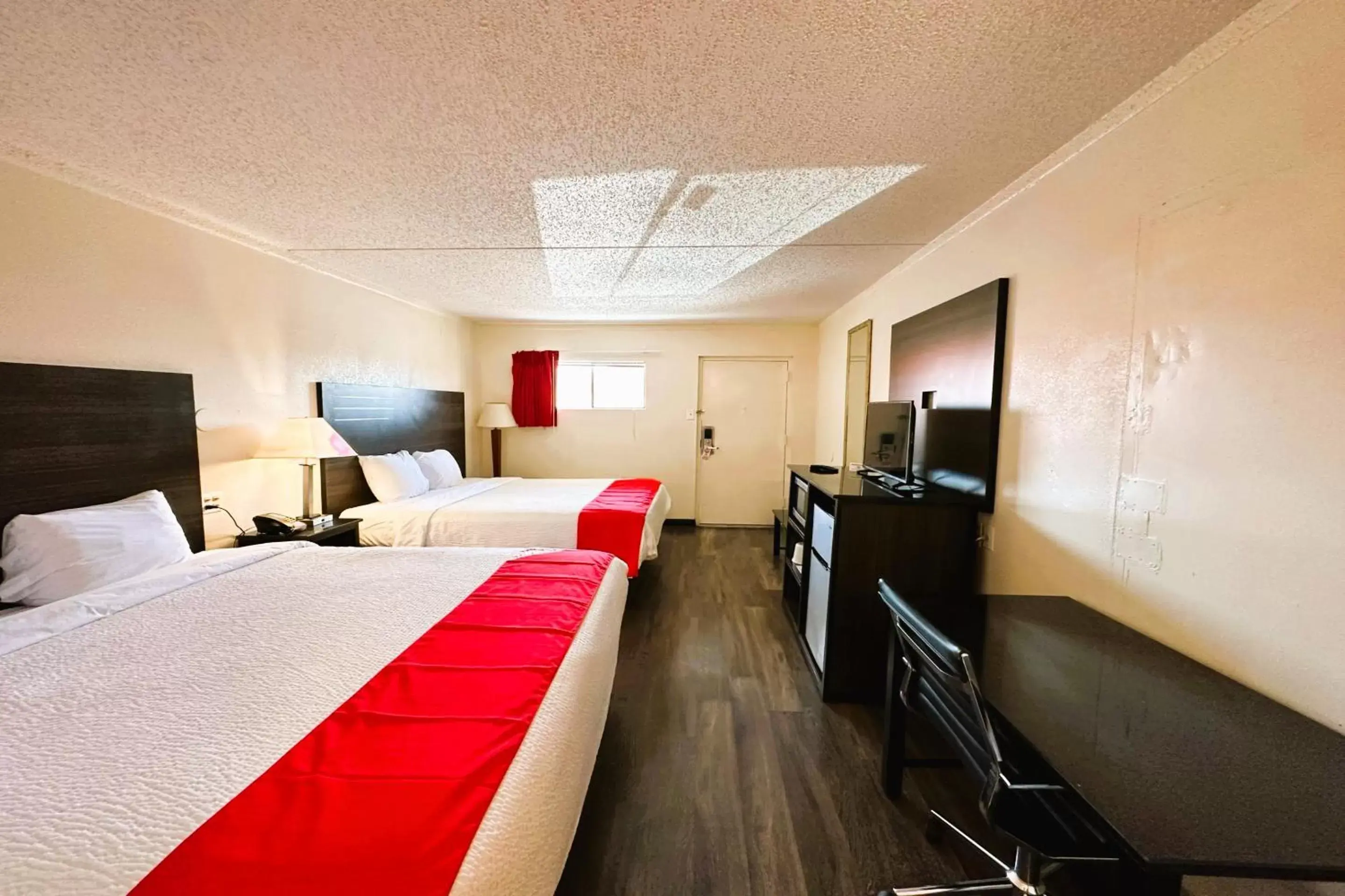 Bedroom in Oyo Hotel San Antonio Lackland AFB Seaworld Hwy 90 W