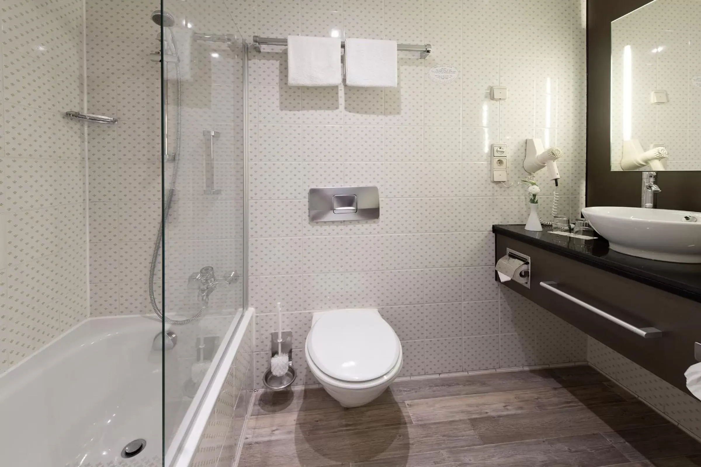 Toilet, Bathroom in Leonardo Hotel Karlsruhe
