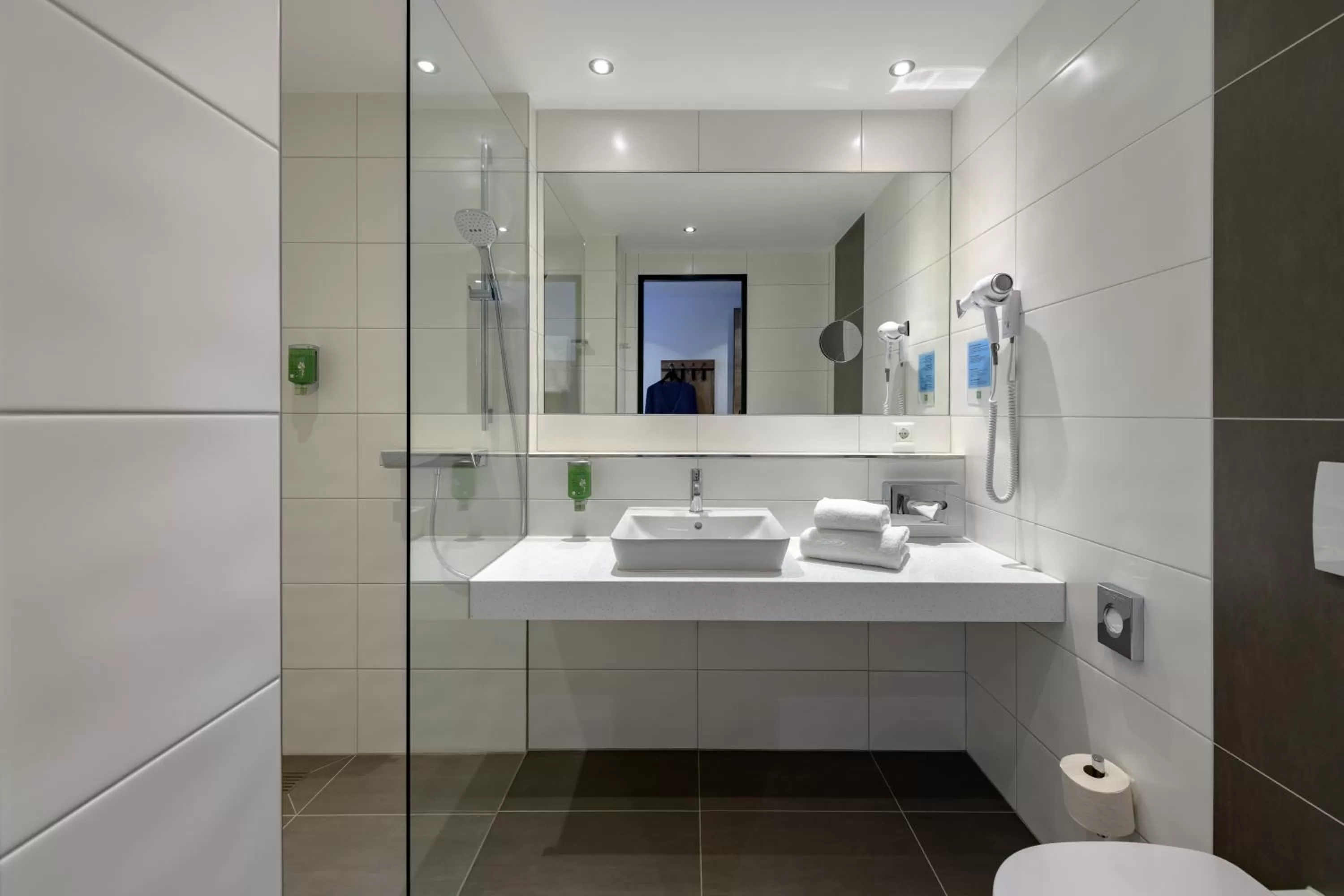 Shower in ibis Styles Coburg