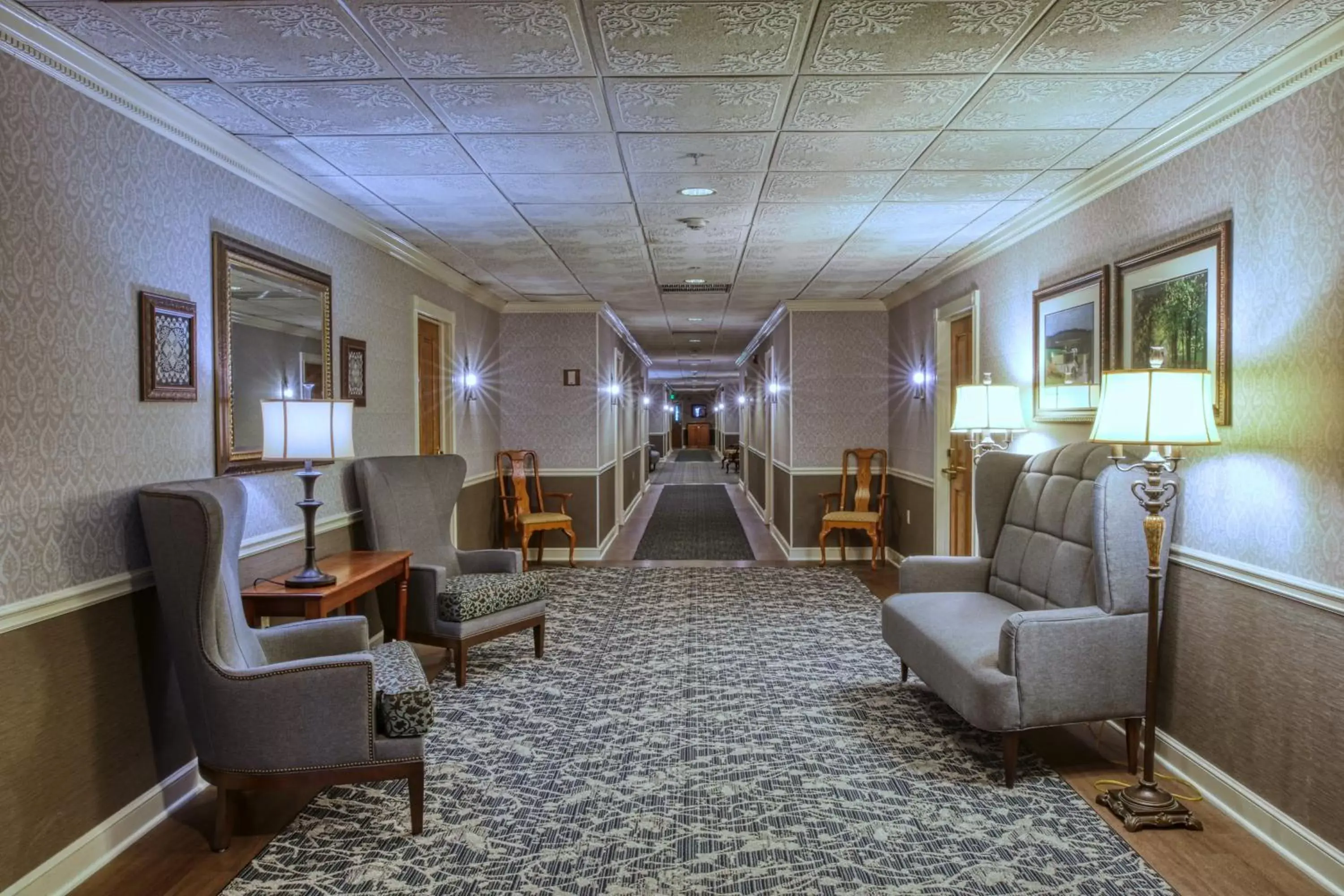 Seating area, Lounge/Bar in Carlisle Inn Walnut Creek