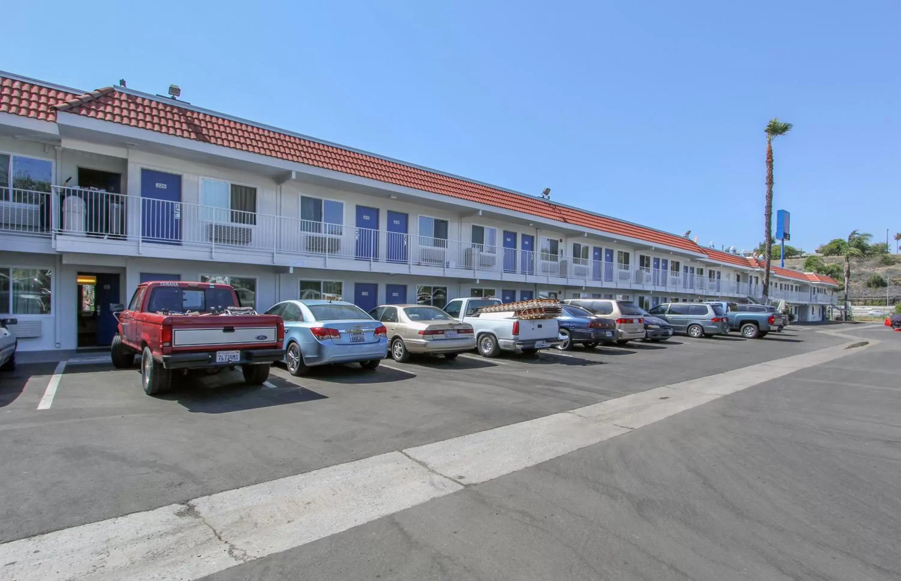 Facade/entrance, Property Building in Motel 6-La Mesa, CA - San Diego