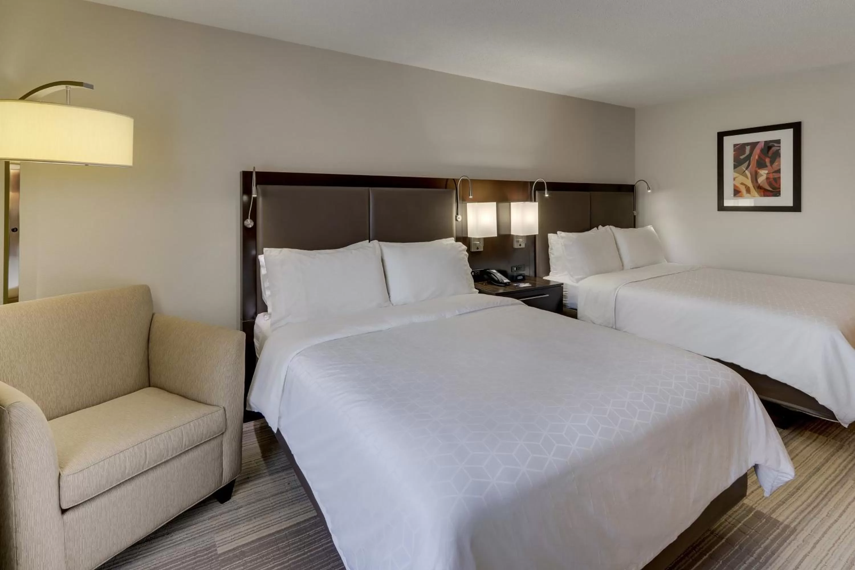 Photo of the whole room, Bed in Holiday Inn Express Hotel & Suites Dayton-Centerville by IHG
