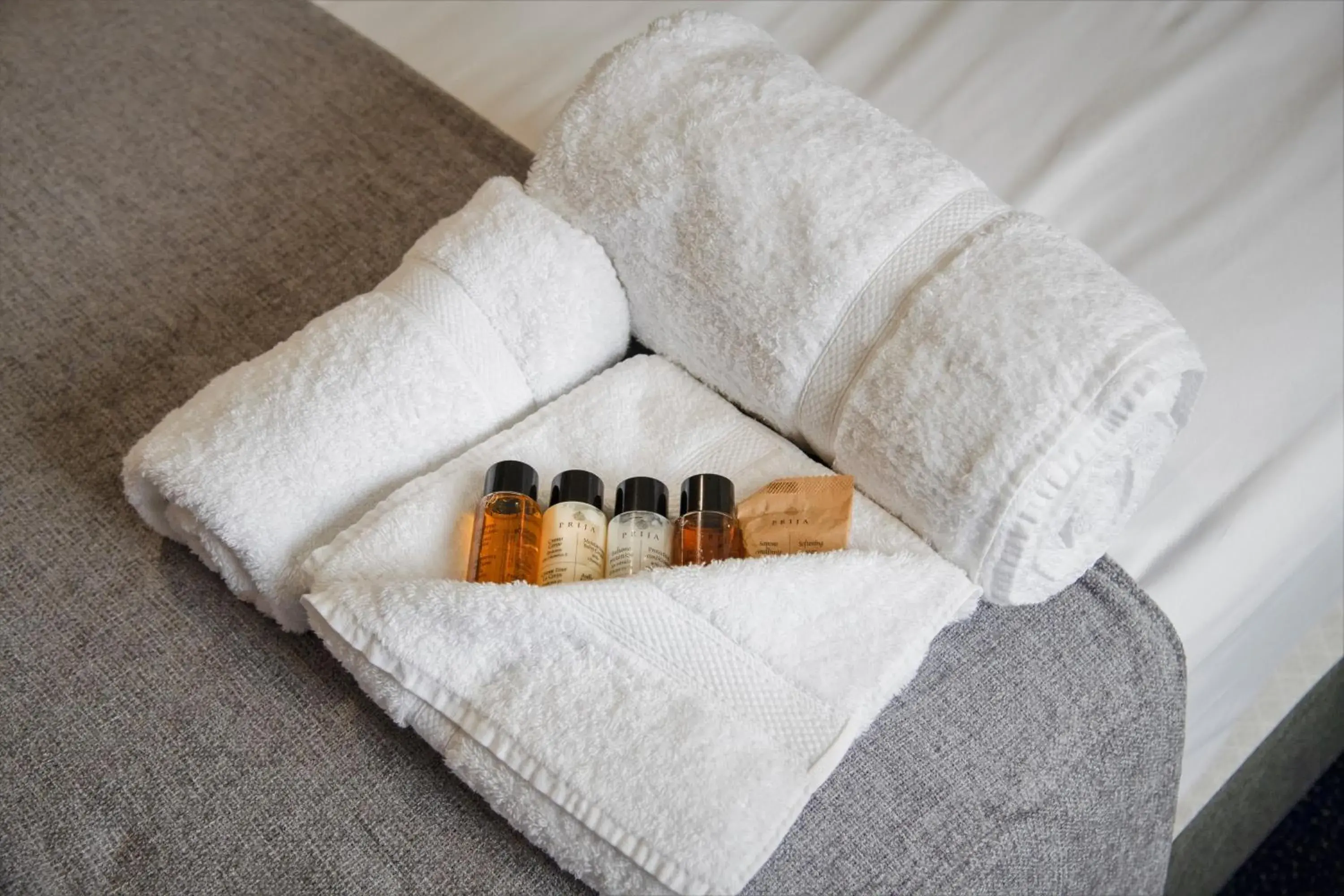 towels, Bed in Hamlet Hotels Maidstone