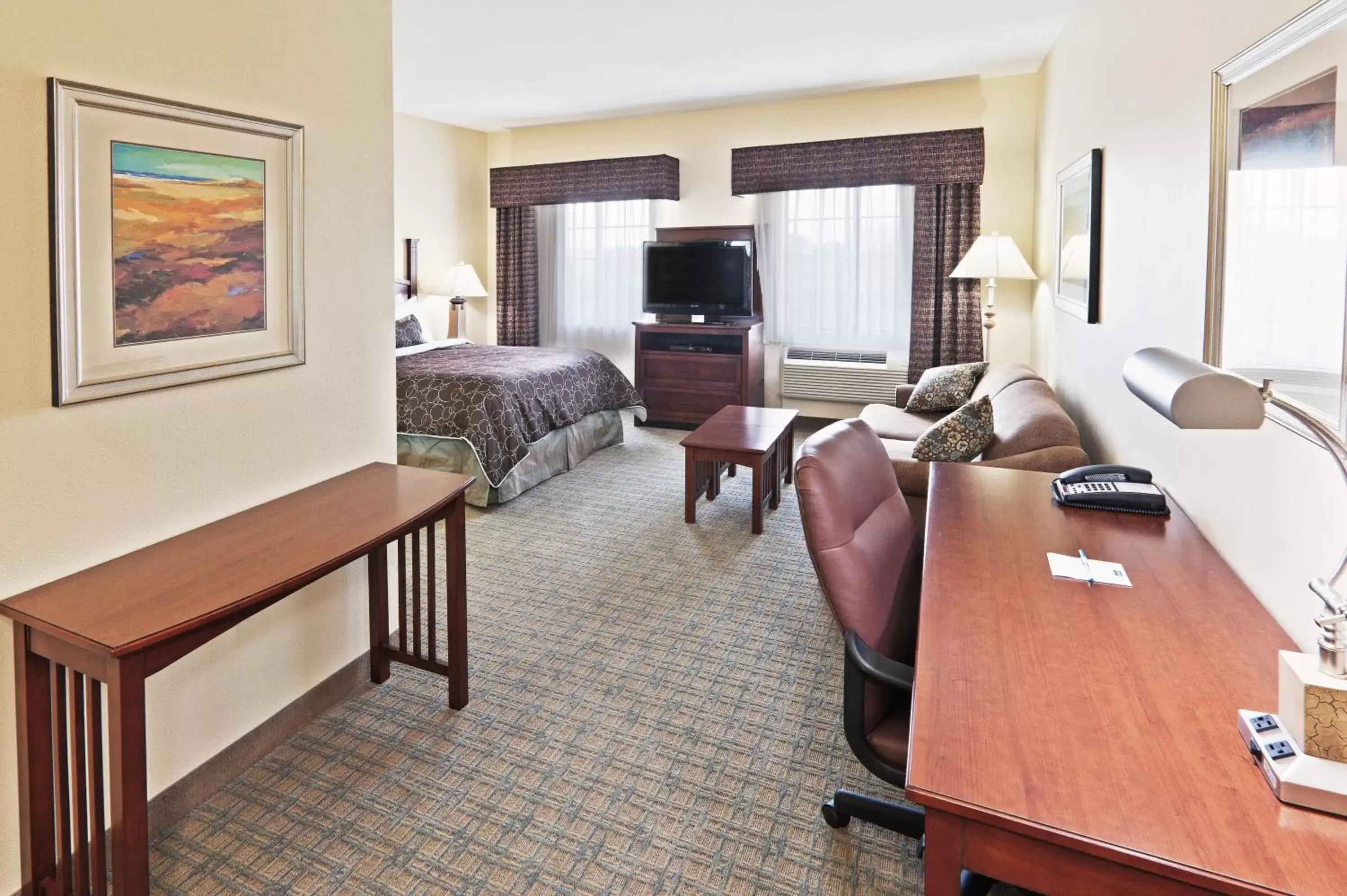 Photo of the whole room, Seating Area in Staybridge Suites Oklahoma City, an IHG Hotel