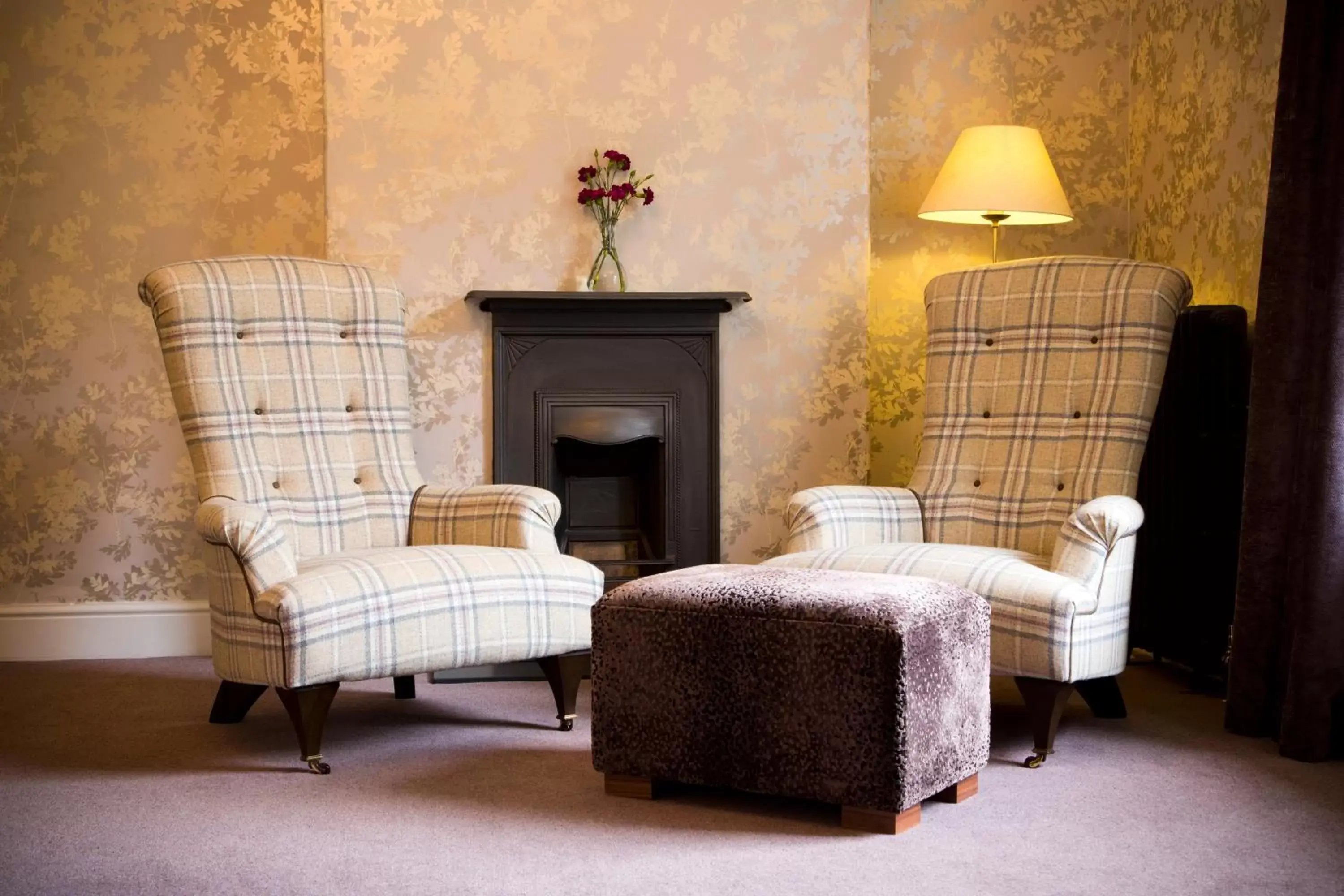 Bedroom, Seating Area in The Leathes Head Hotel