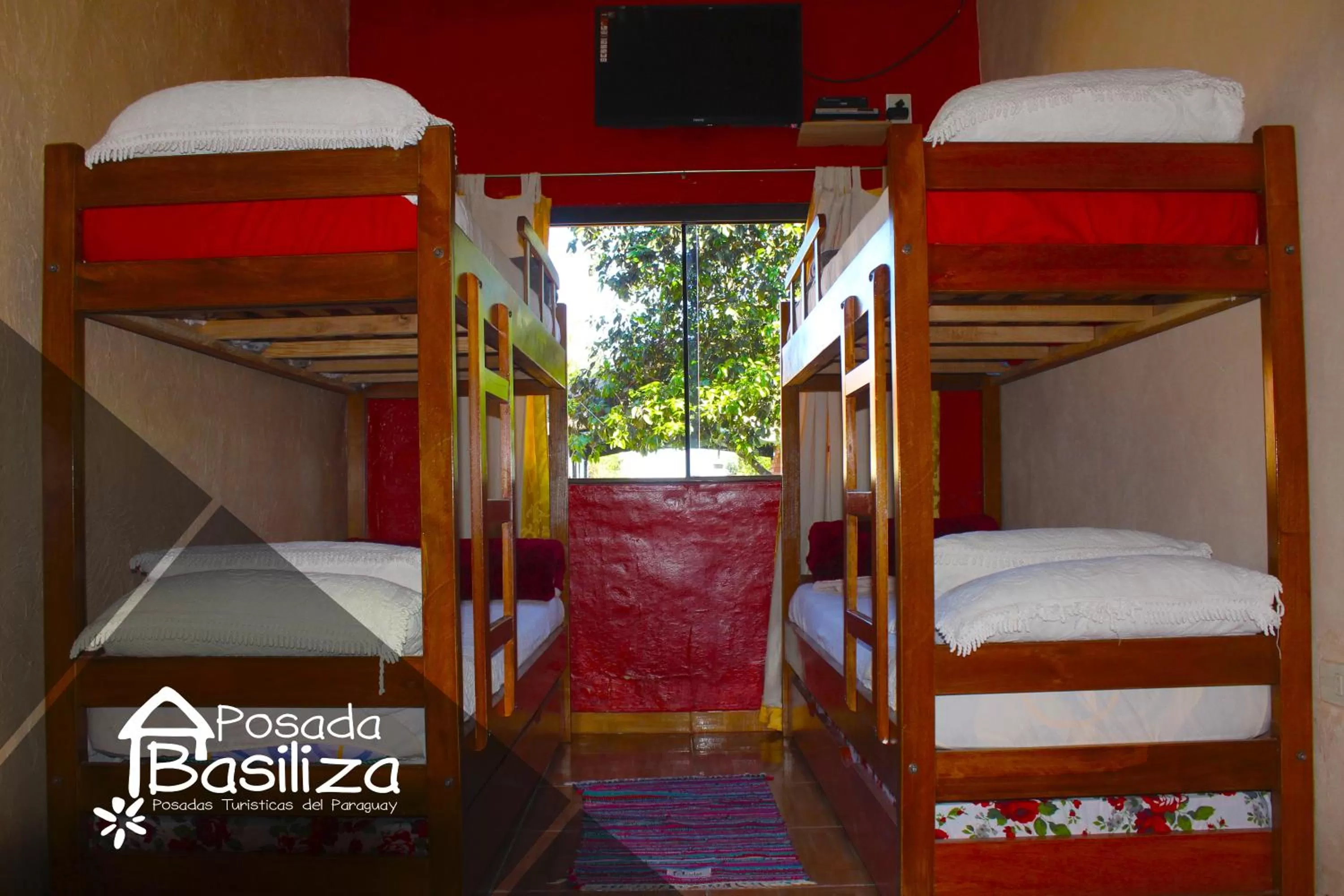 bunk bed, Bed in Posada Basiliza, Encarnación PY