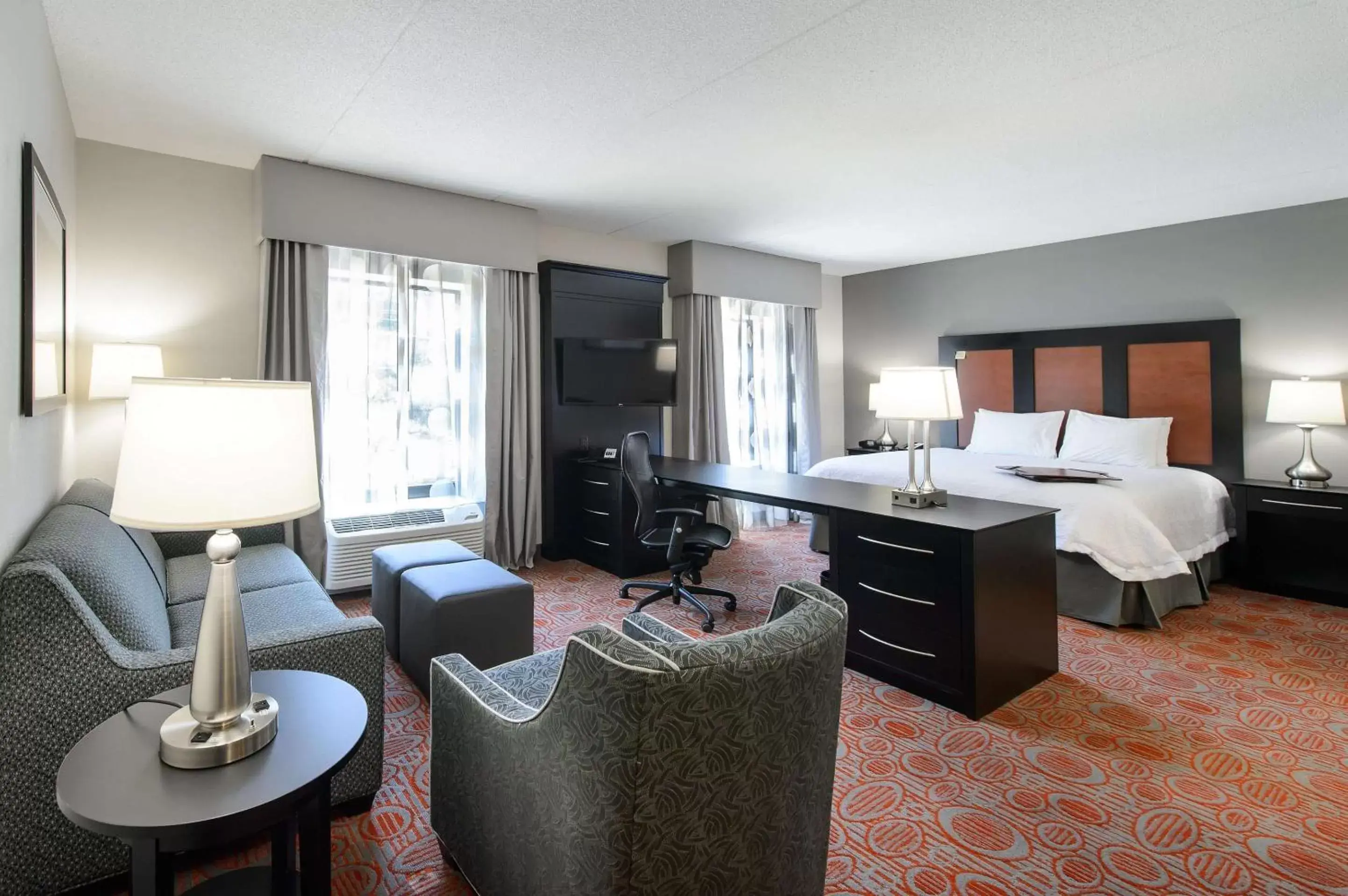 King Studio with Sofa Bed - Non-Smoking in Hampton Inn Stafford / Quantico-Aquia King Studio with Sofa Bed - Non-Smoking in Hampton Inn Stafford / Quantico-Aquia
