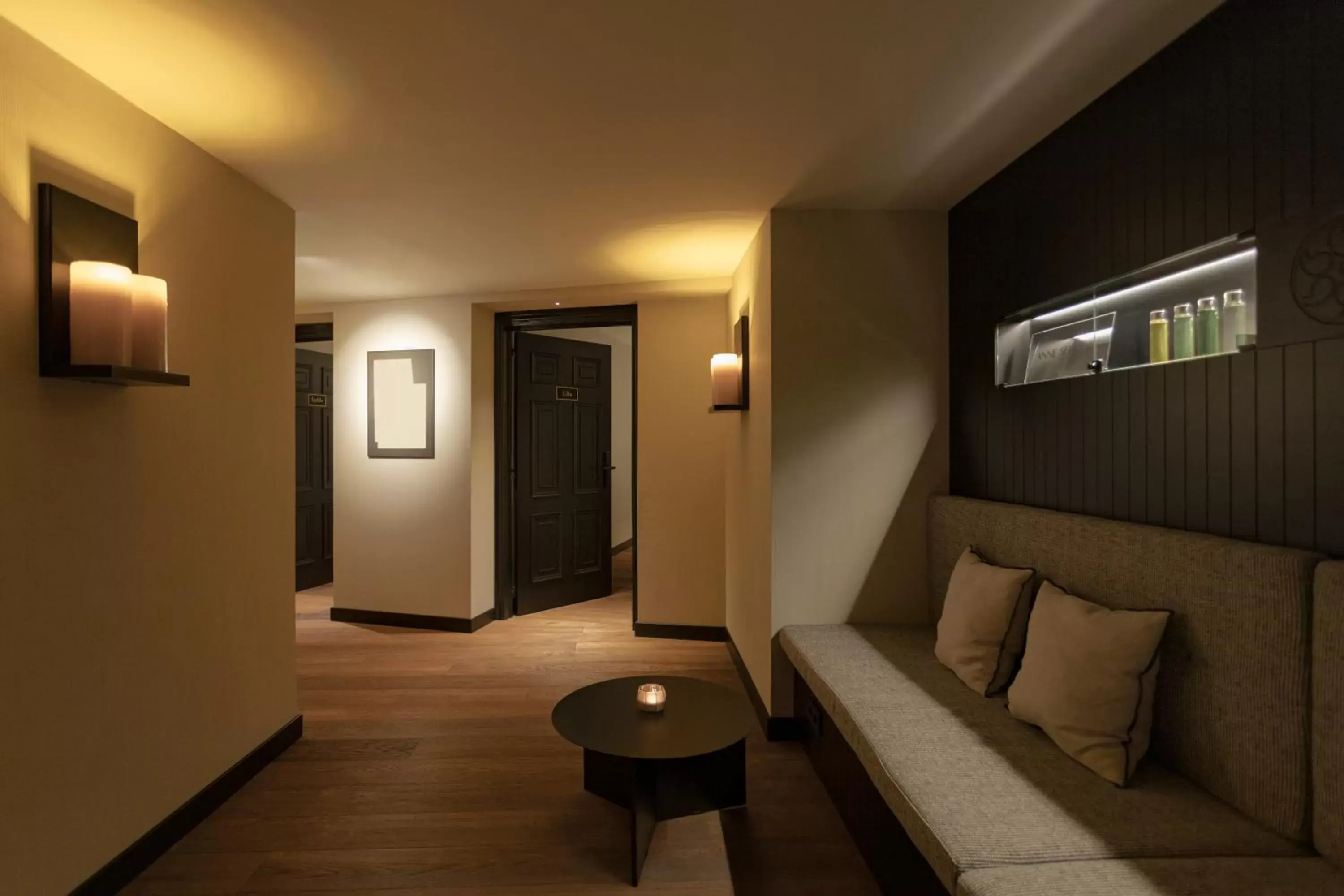 Massage, Seating Area in Hotel Villa Soro