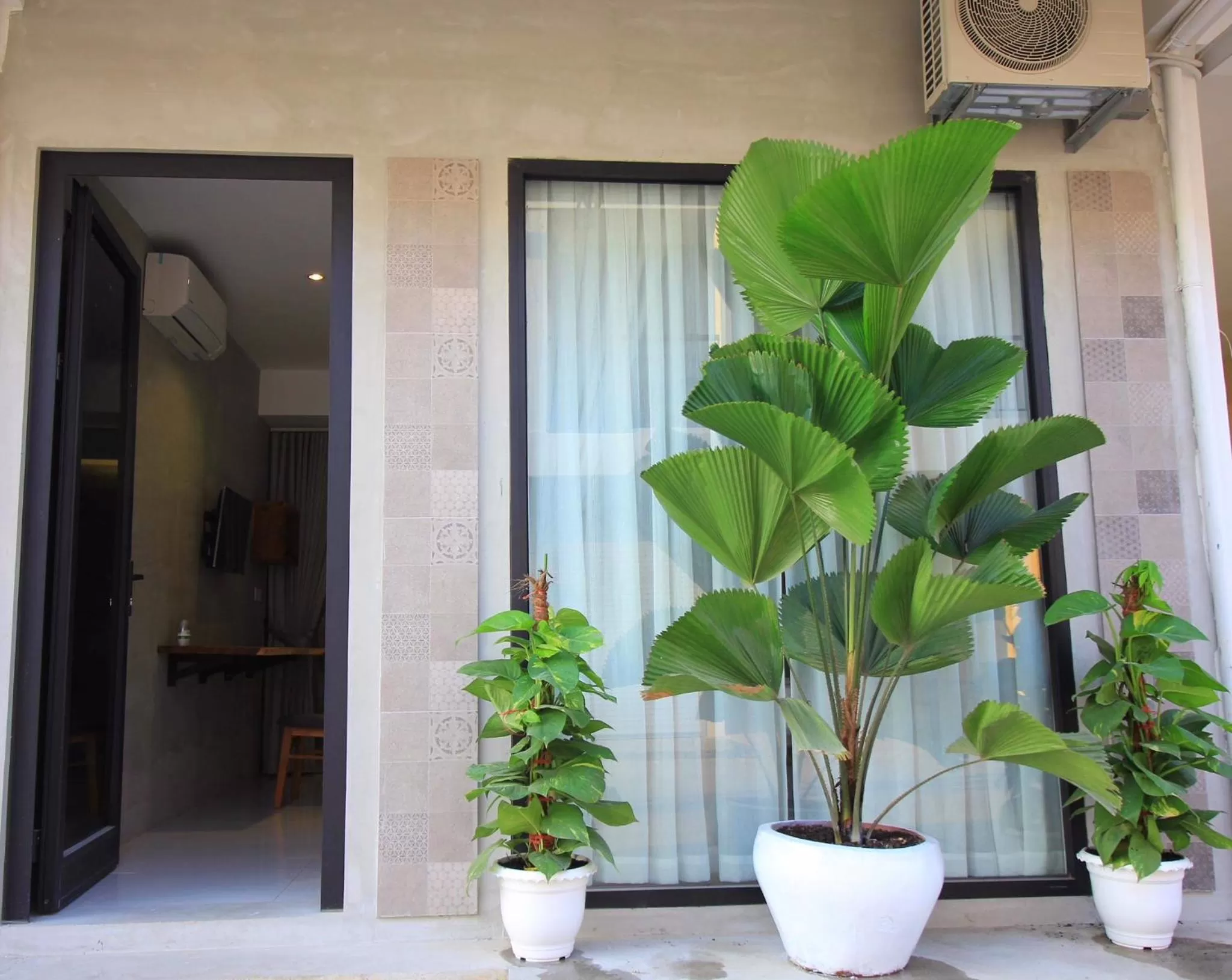 Facade/entrance in BK Hotel