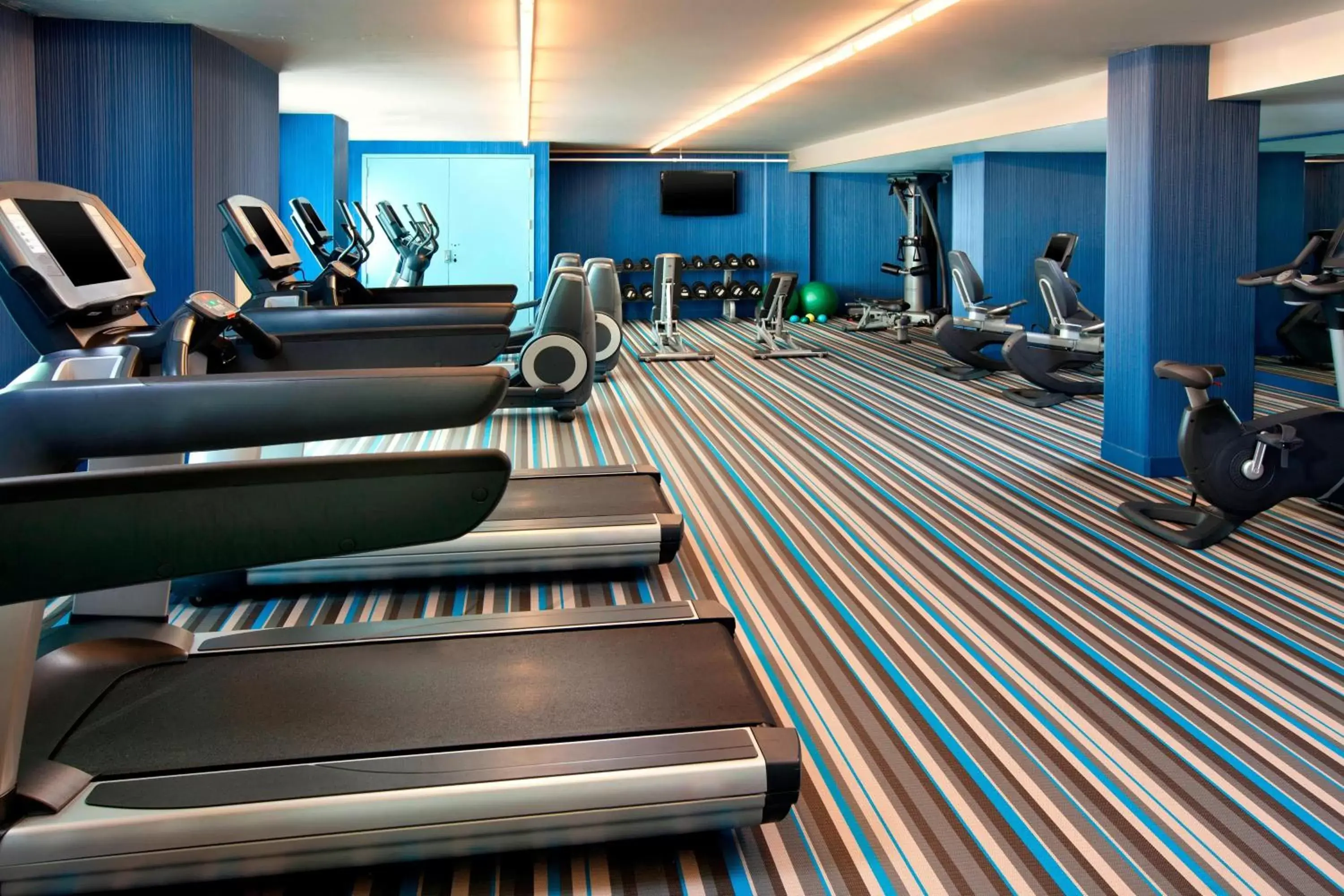 Fitness centre/facilities, Fitness Center/Facilities in Aloft San Francisco Airport