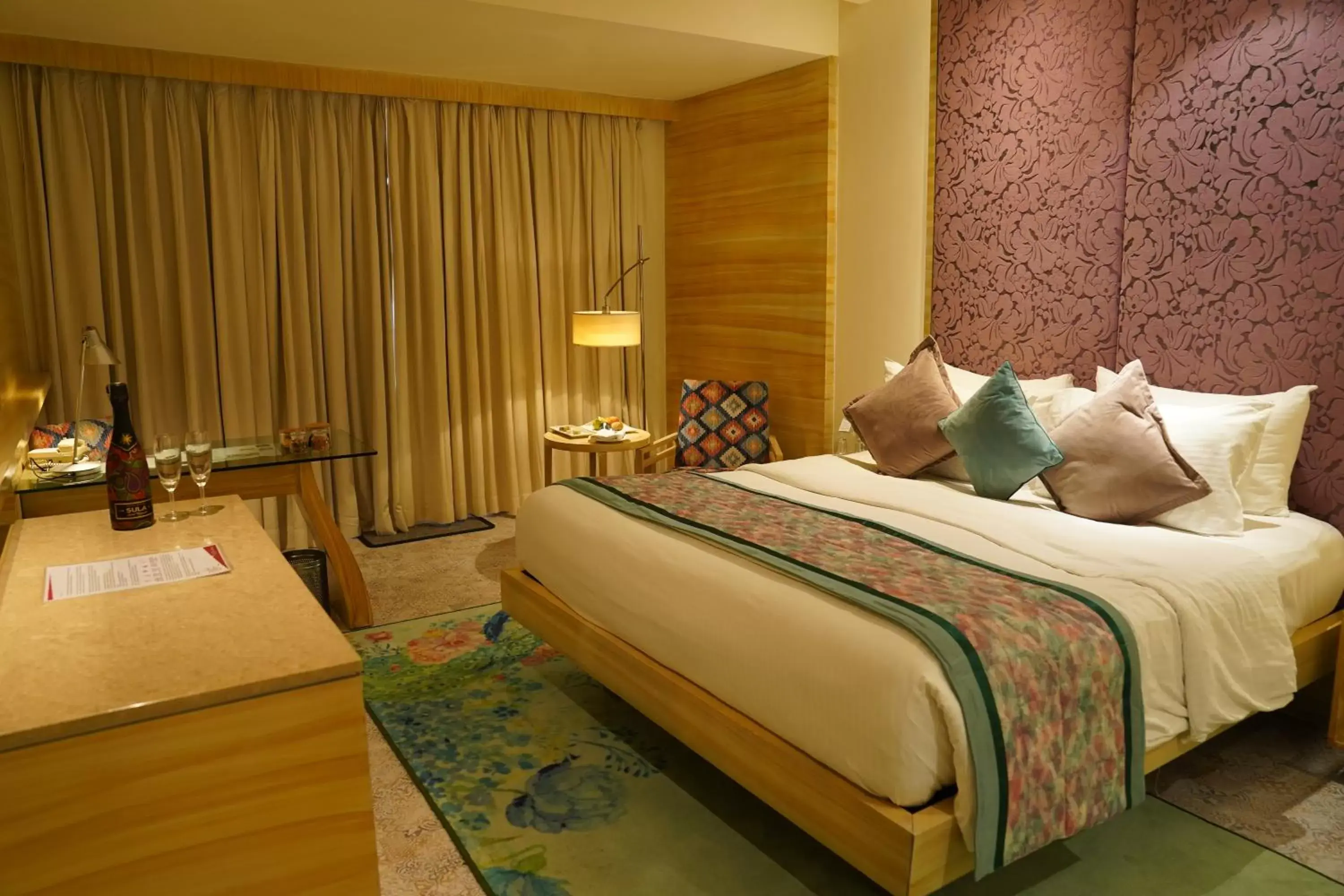 Bed in Hotel Royal Orchid Jaipur, Tonk Road Bed in Hotel Royal Orchid Jaipur, Tonk Road