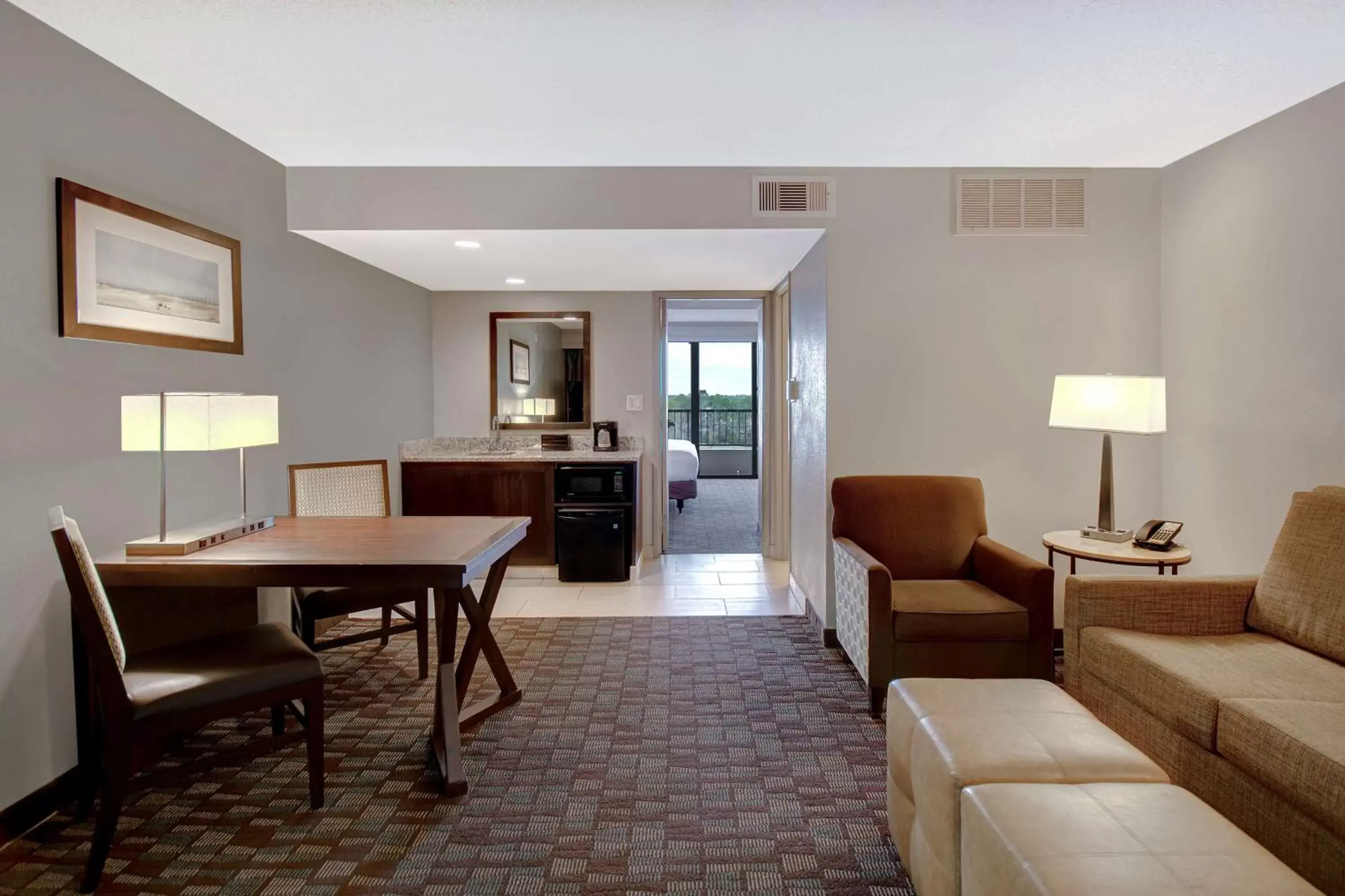 Bedroom, Seating Area in Embassy Suites by Hilton Jacksonville Baymeadows
