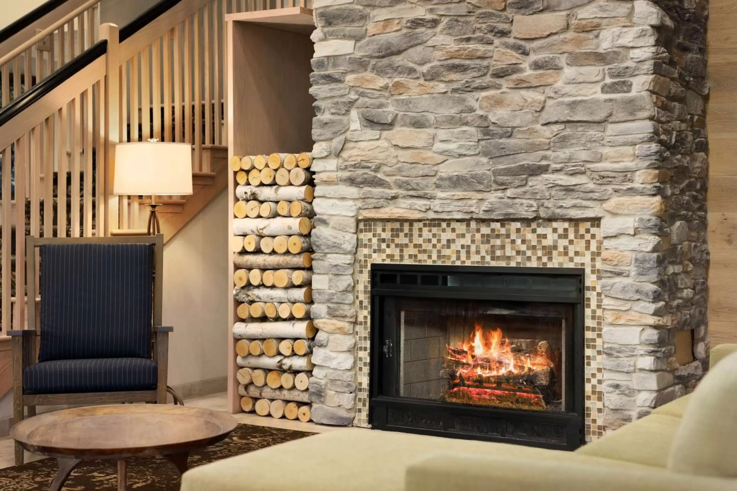 Lobby or reception in Country Inn & Suites by Radisson, Williamsburg Historic Area, VA