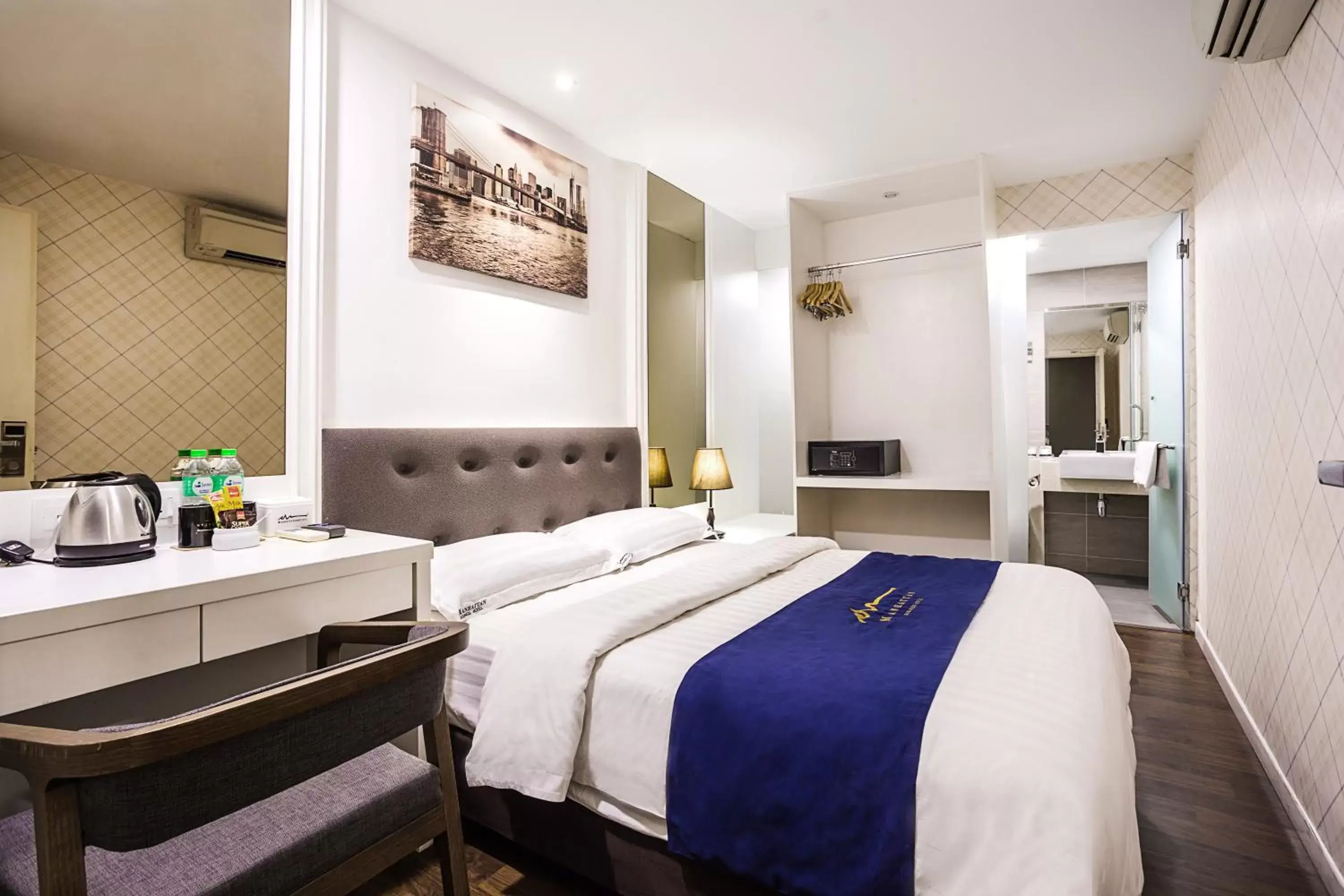 Bedroom in Manhattan Business Hotel Damansara Perdana