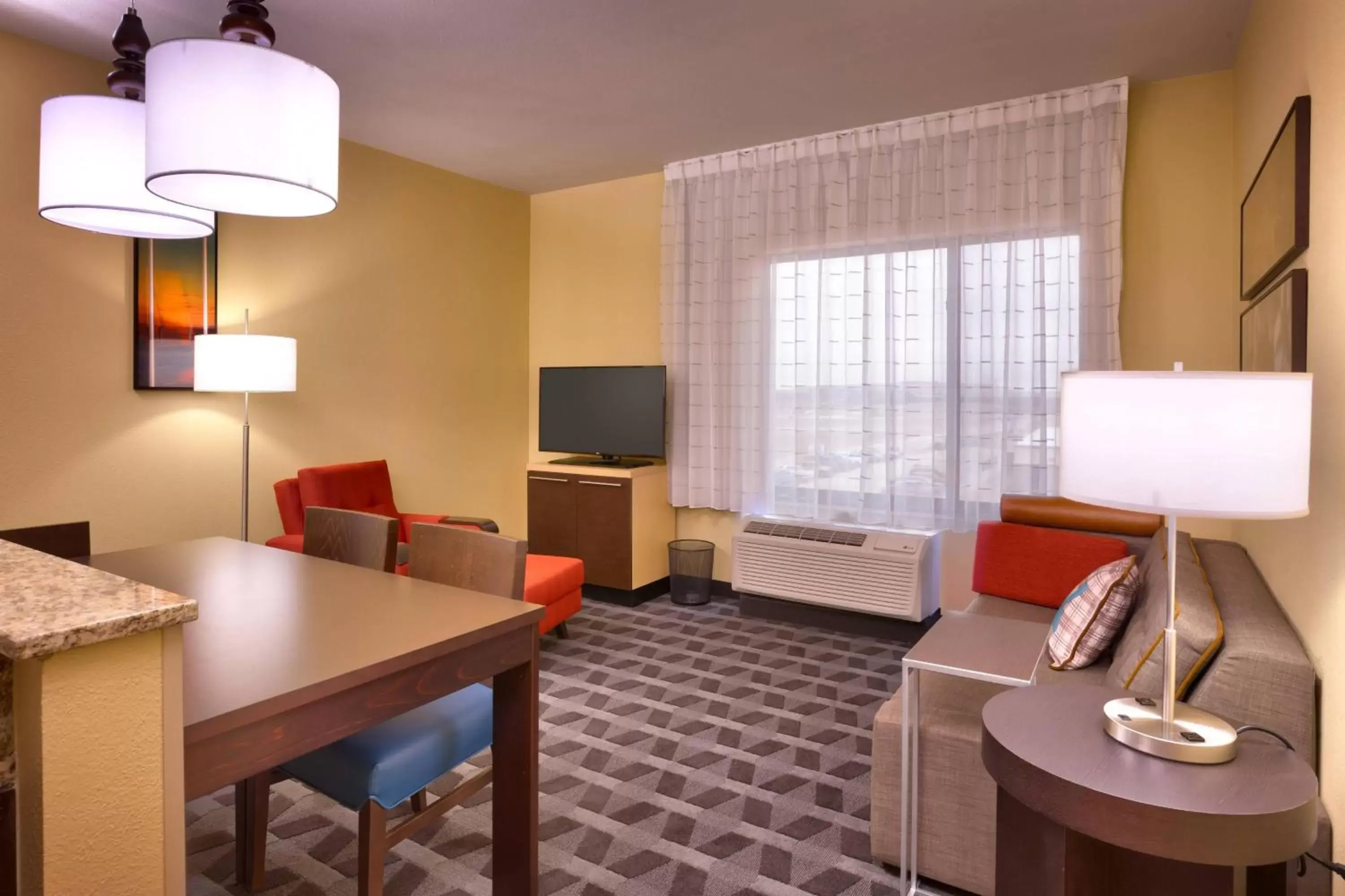 Living room, Seating Area in TownePlace Suites by Marriott Dickinson