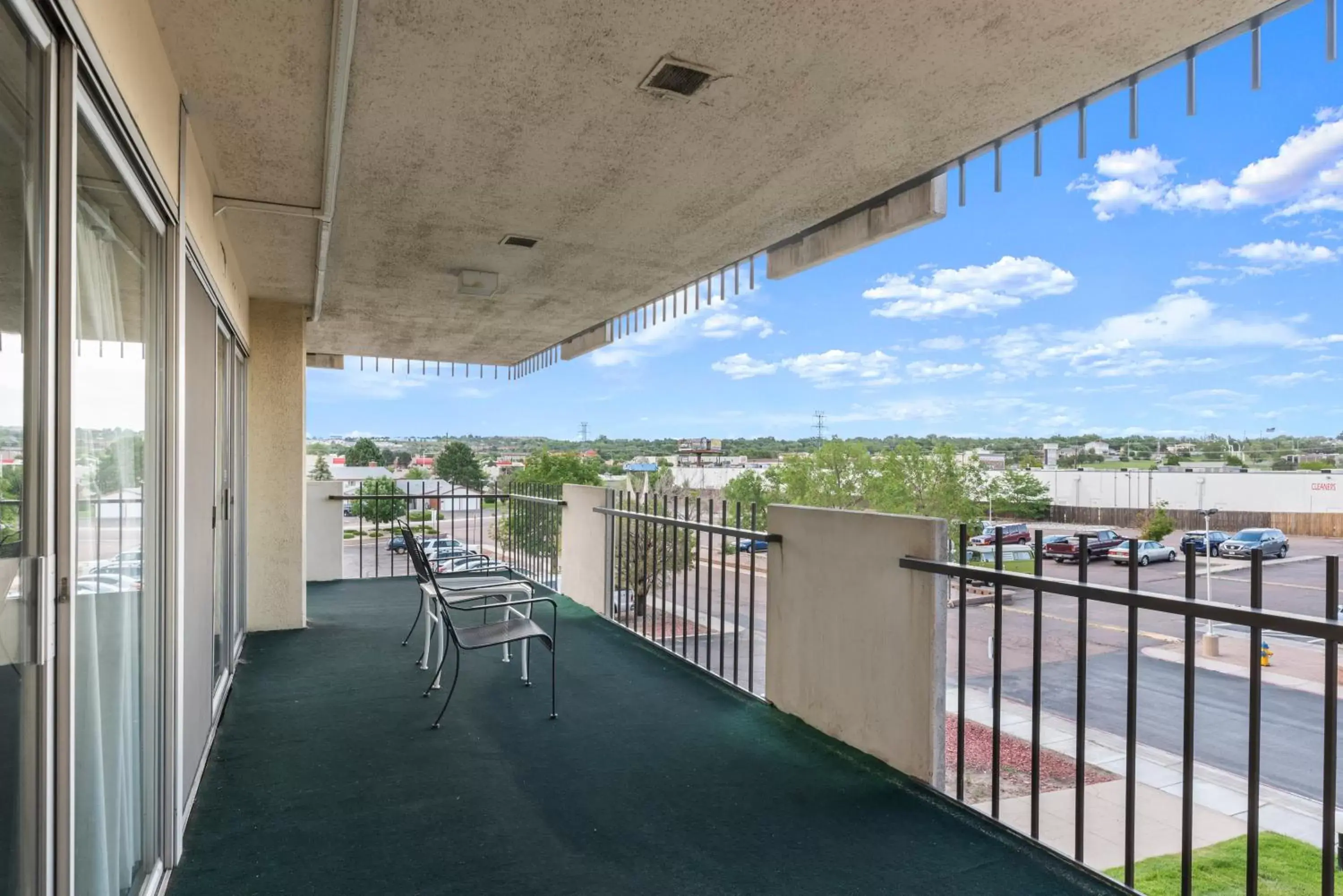 Balcony/Terrace in Satellite Hotel