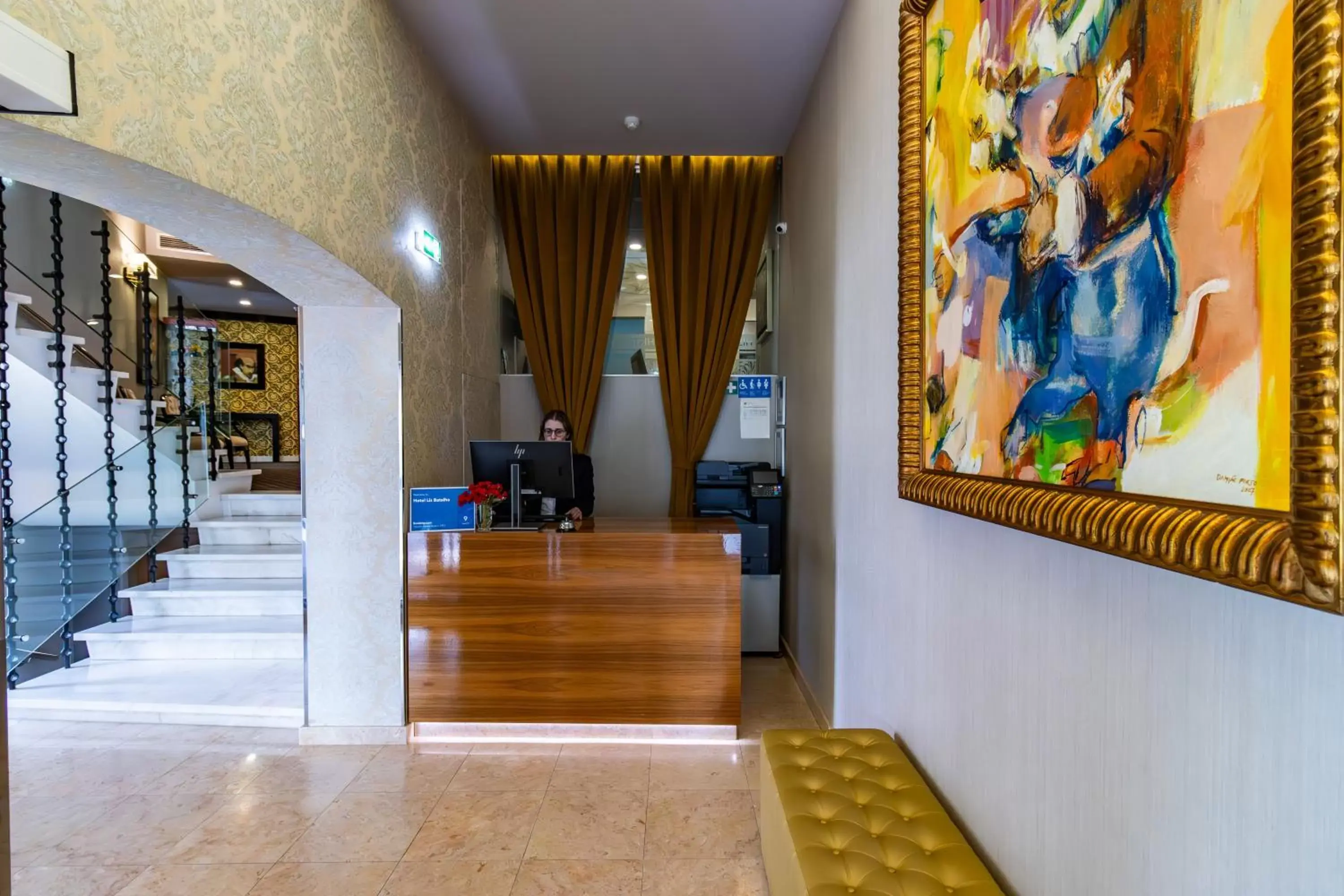 Lobby or reception in Hotel Lis Batalha Lobby or reception in Hotel Lis Batalha