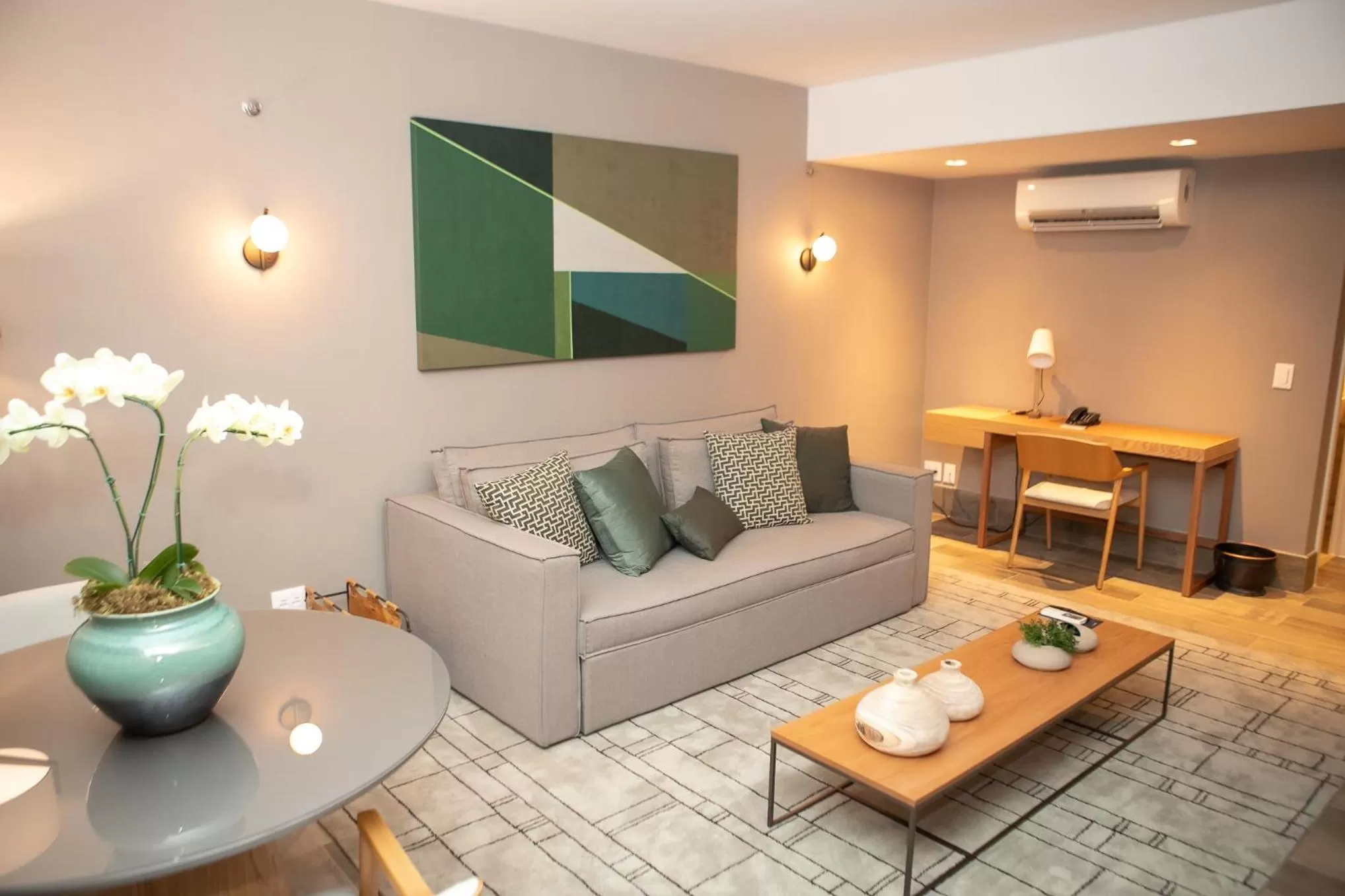 Photo of the whole room in Radisson Blu Belo Horizonte Savassi