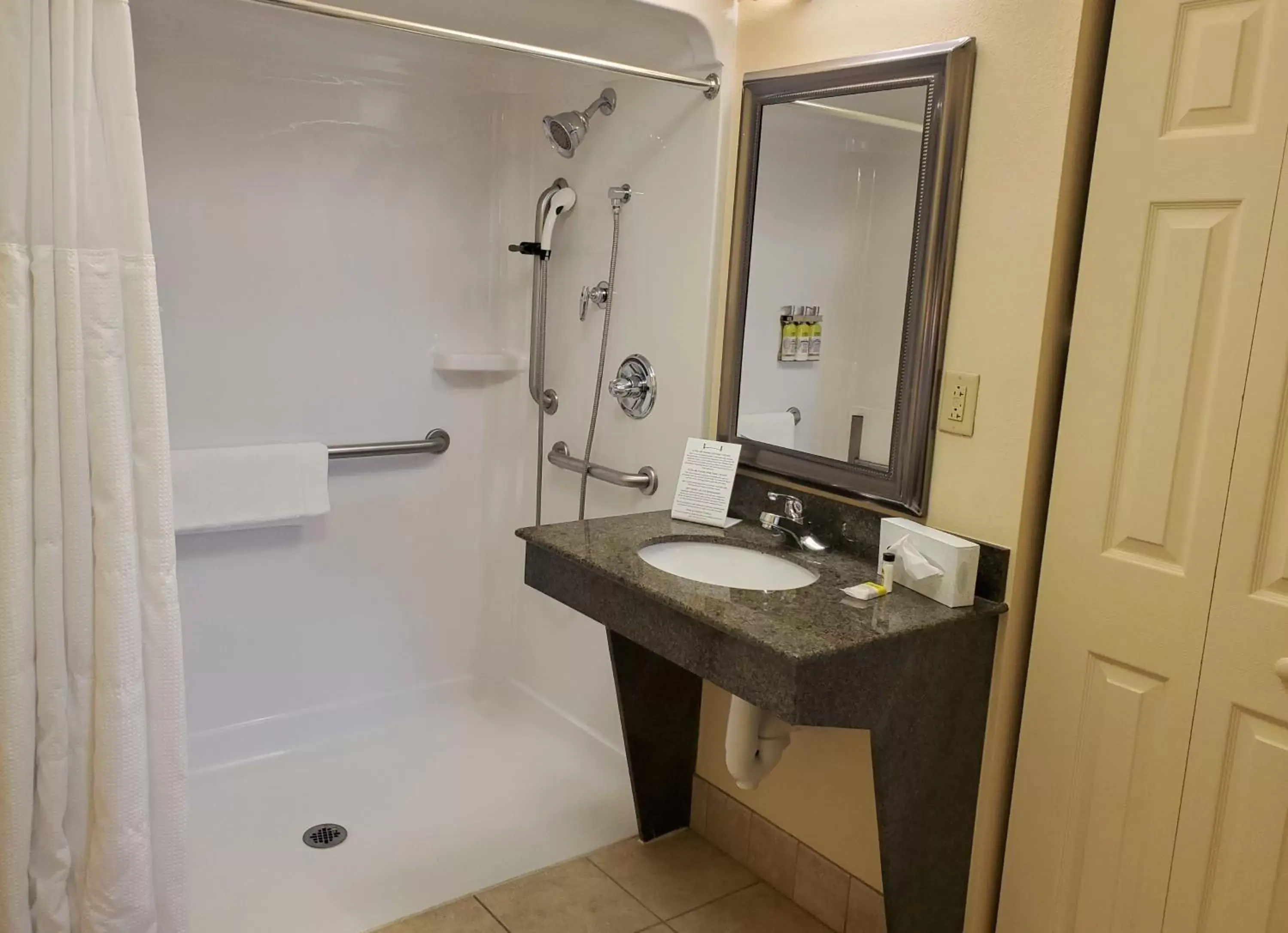 Shower, Bathroom in Staybridge Suites Rochester University, an IHG Hotel