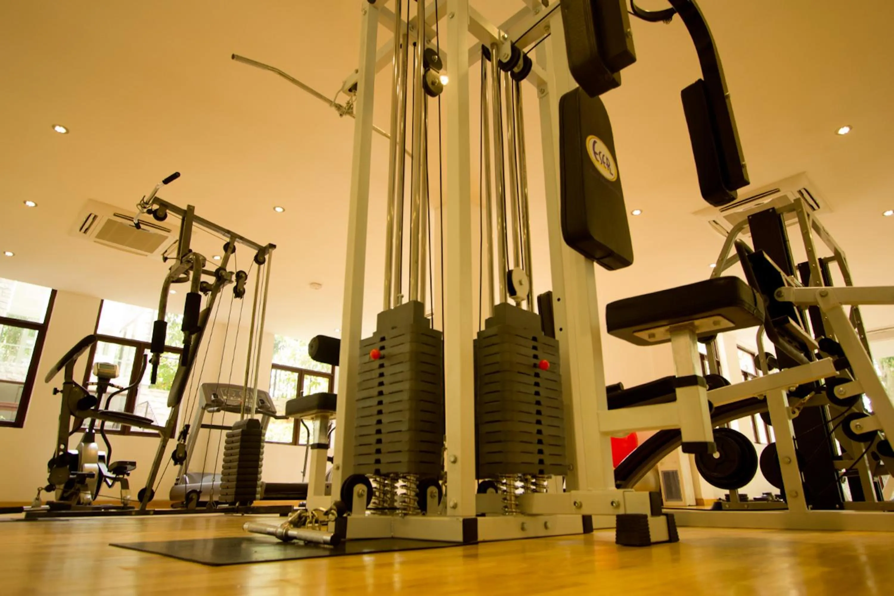 Fitness centre/facilities in Randholee Resort & Spa