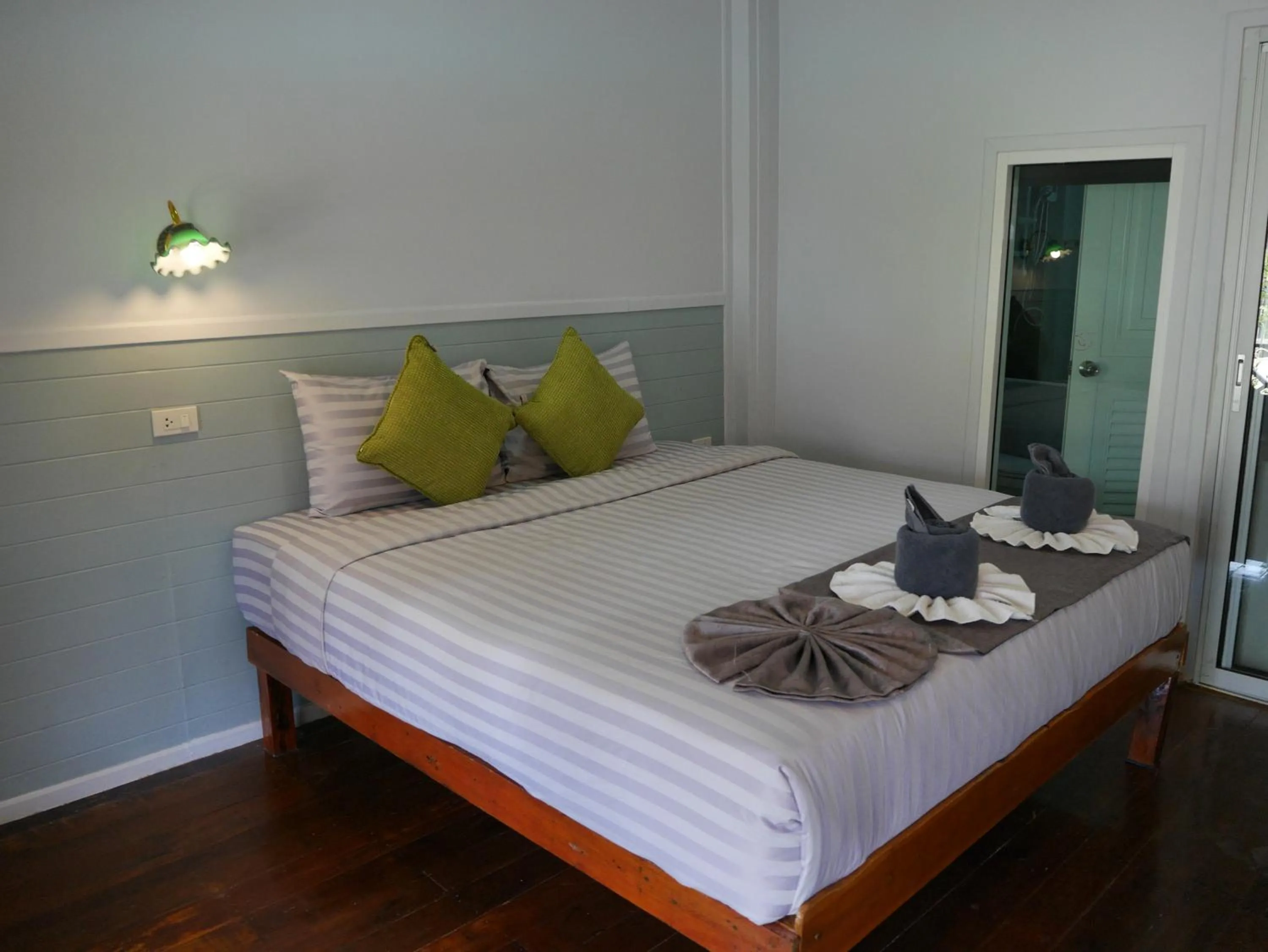 Photo of the whole room, Bed in My Home Lantawadee Resort