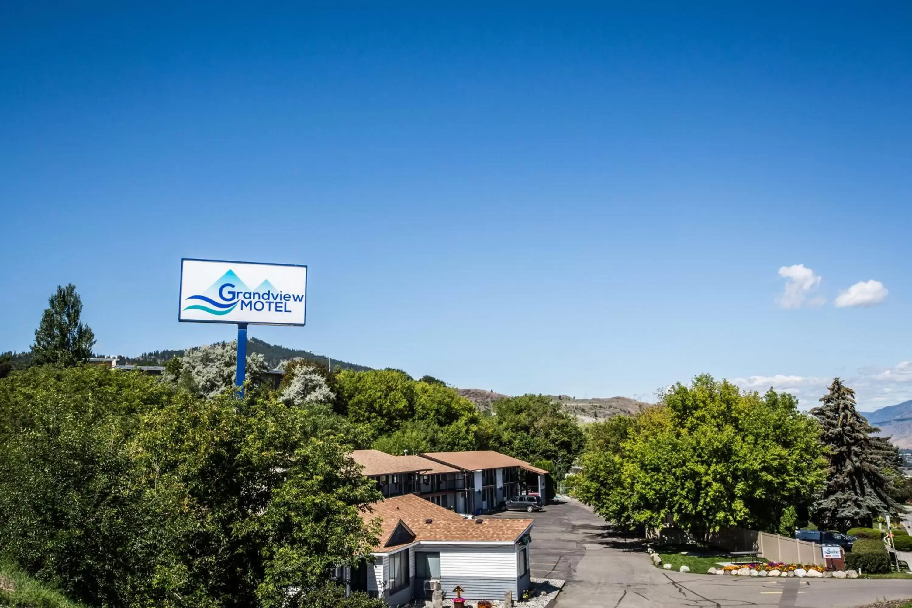 Property building in Grandview Motel