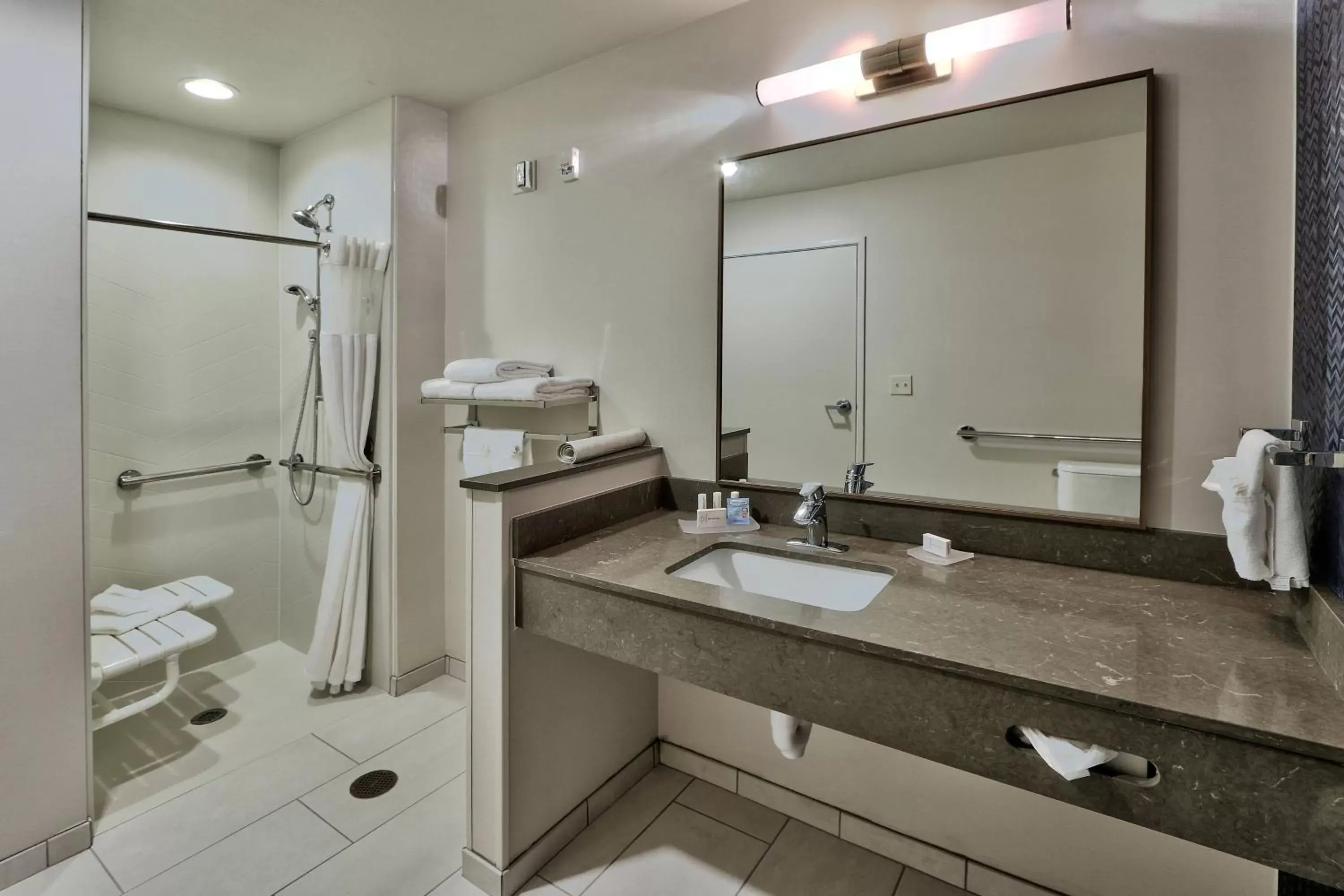 Bathroom in Fairfield Inn & Suites by Marriott Albuquerque North