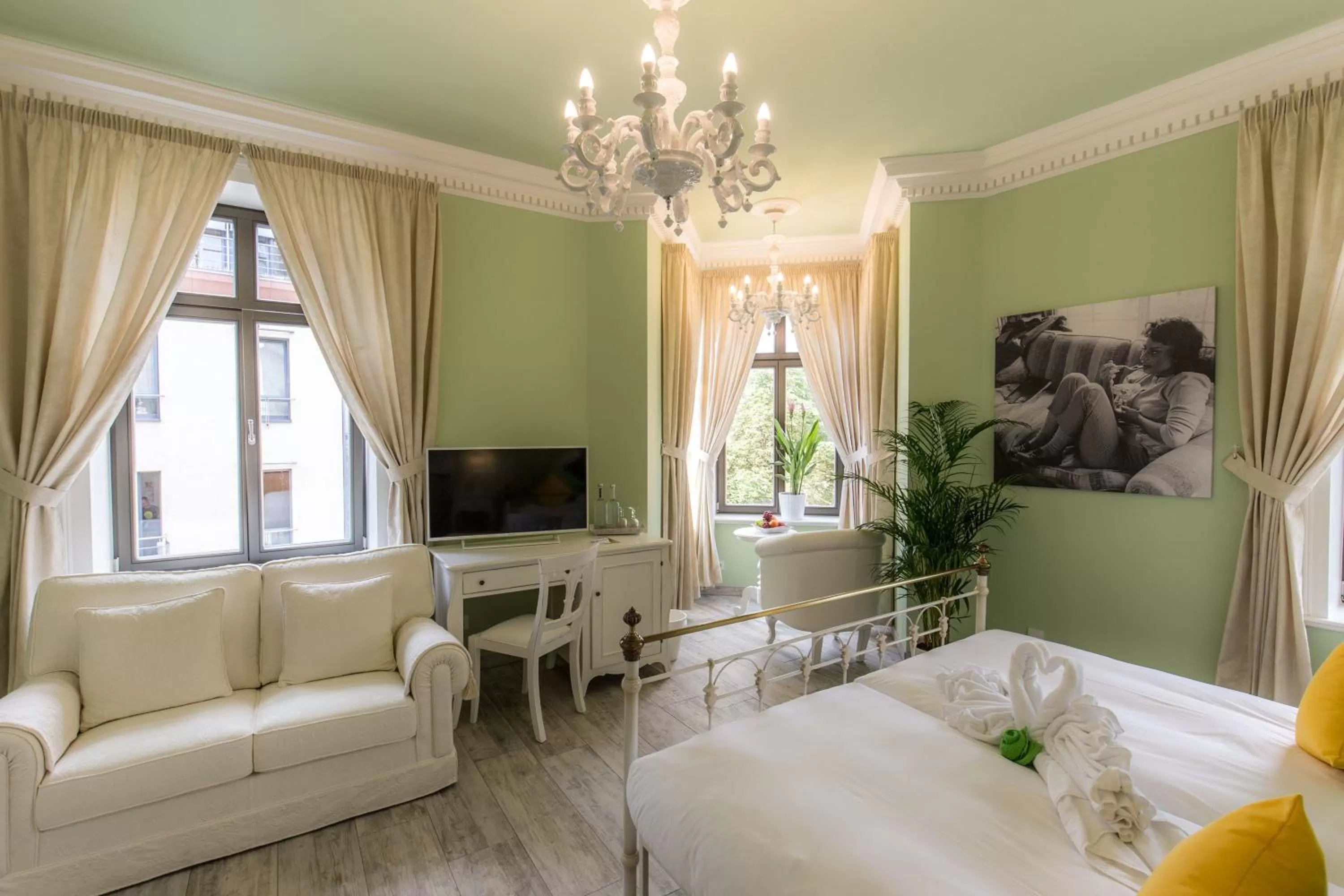 Photo of the whole room, Bed in Grande Albergo Giancarlo