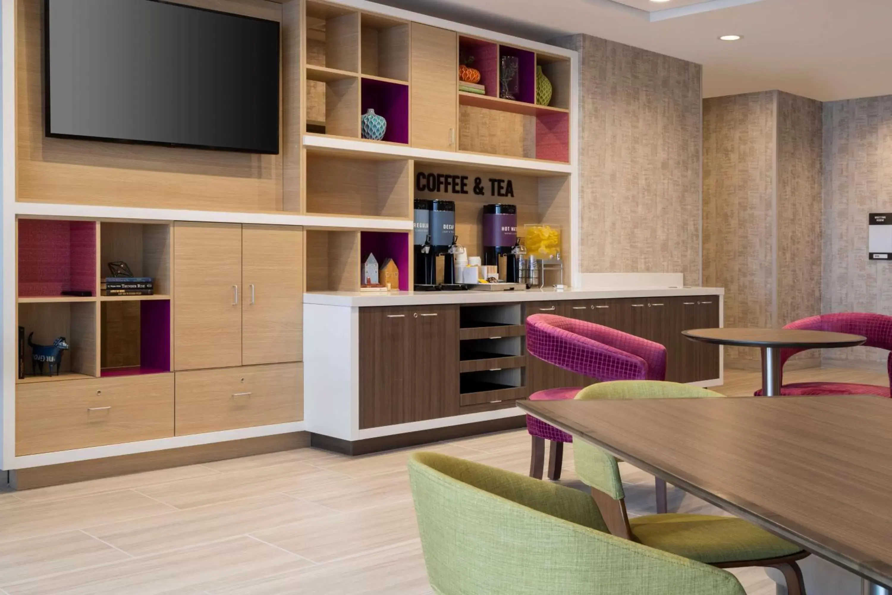 Lobby or reception in Home2 Suites By Hilton Clovis