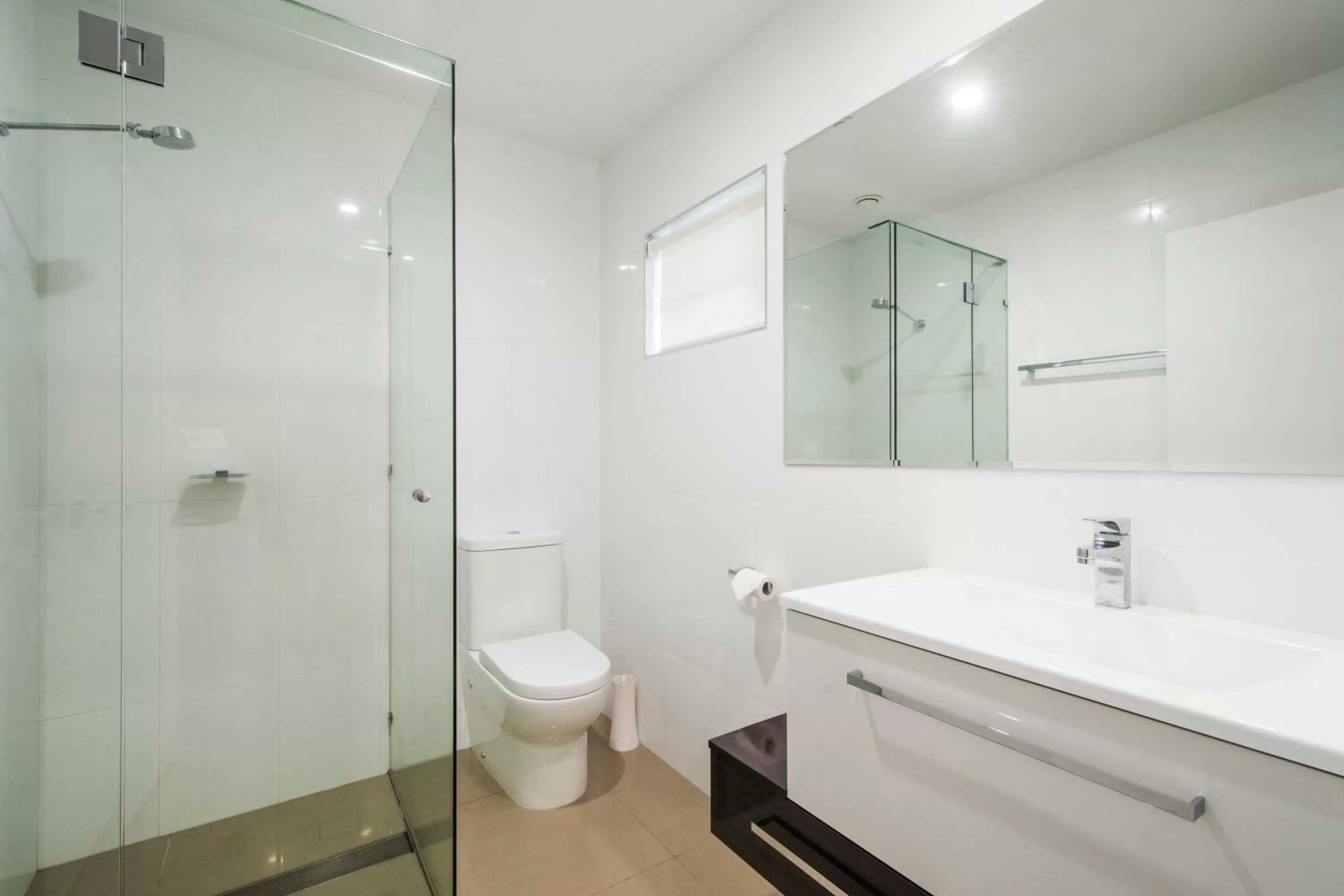 Shower in Abbey Motor Inn