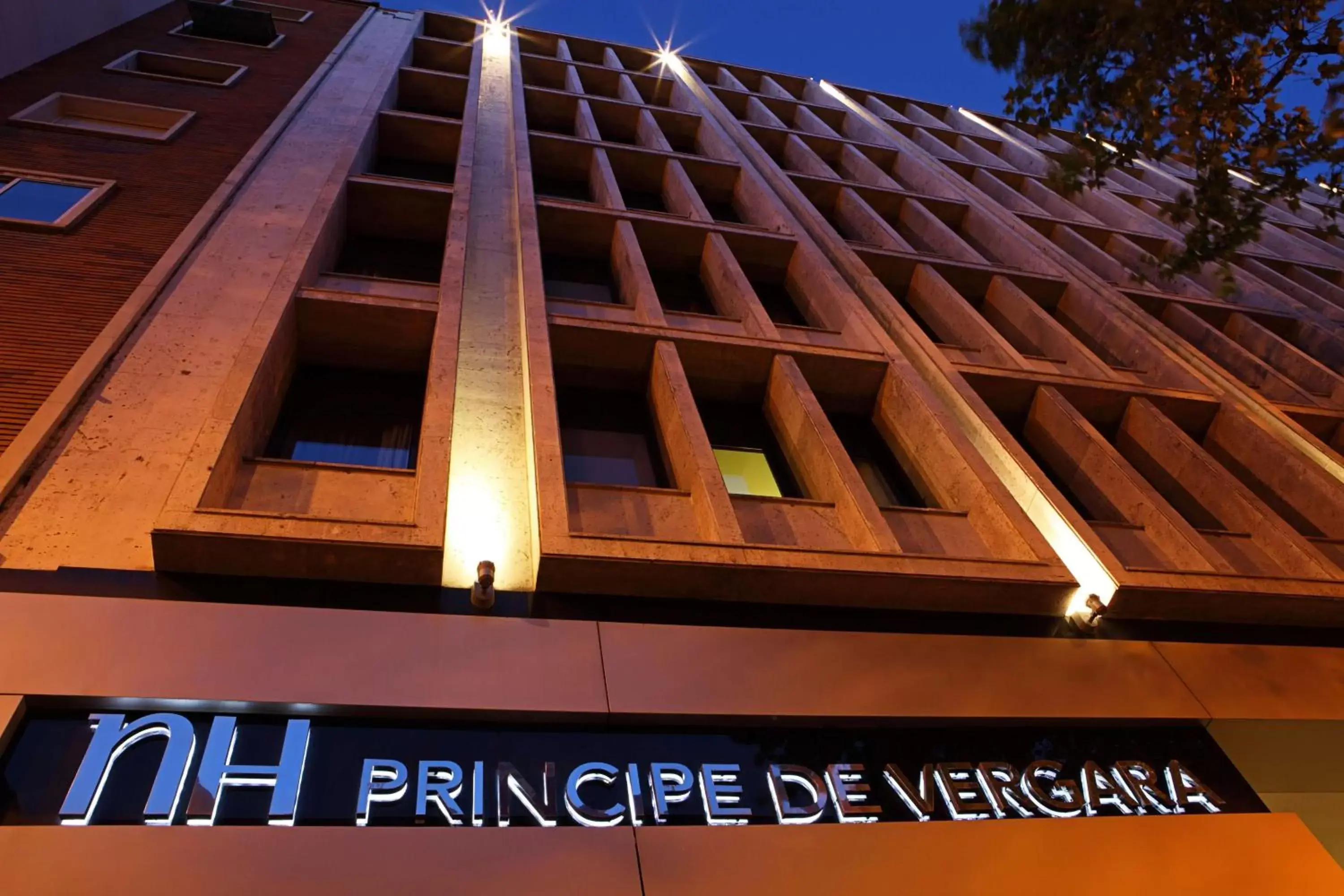 Property building, Property Logo/Sign in NH Madrid Principe de Vergara