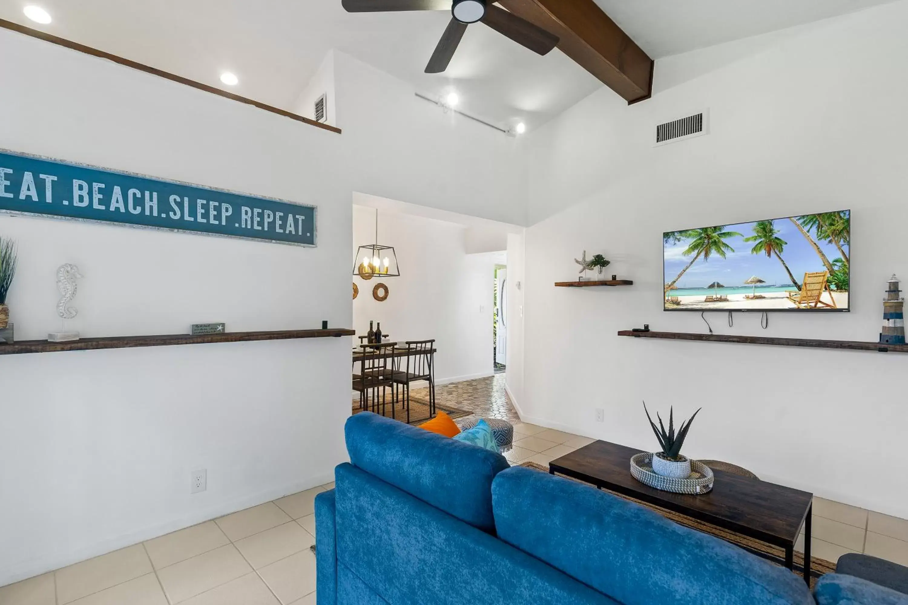 Living room, Seating Area in Coco Bay Vacation Condos