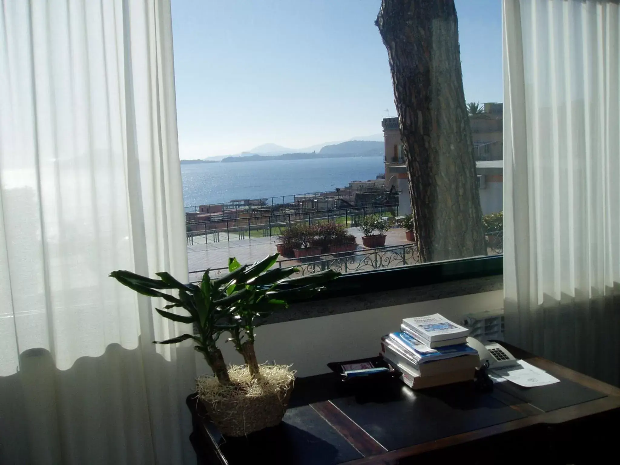 Seating area, Mountain View in Miramare Residence