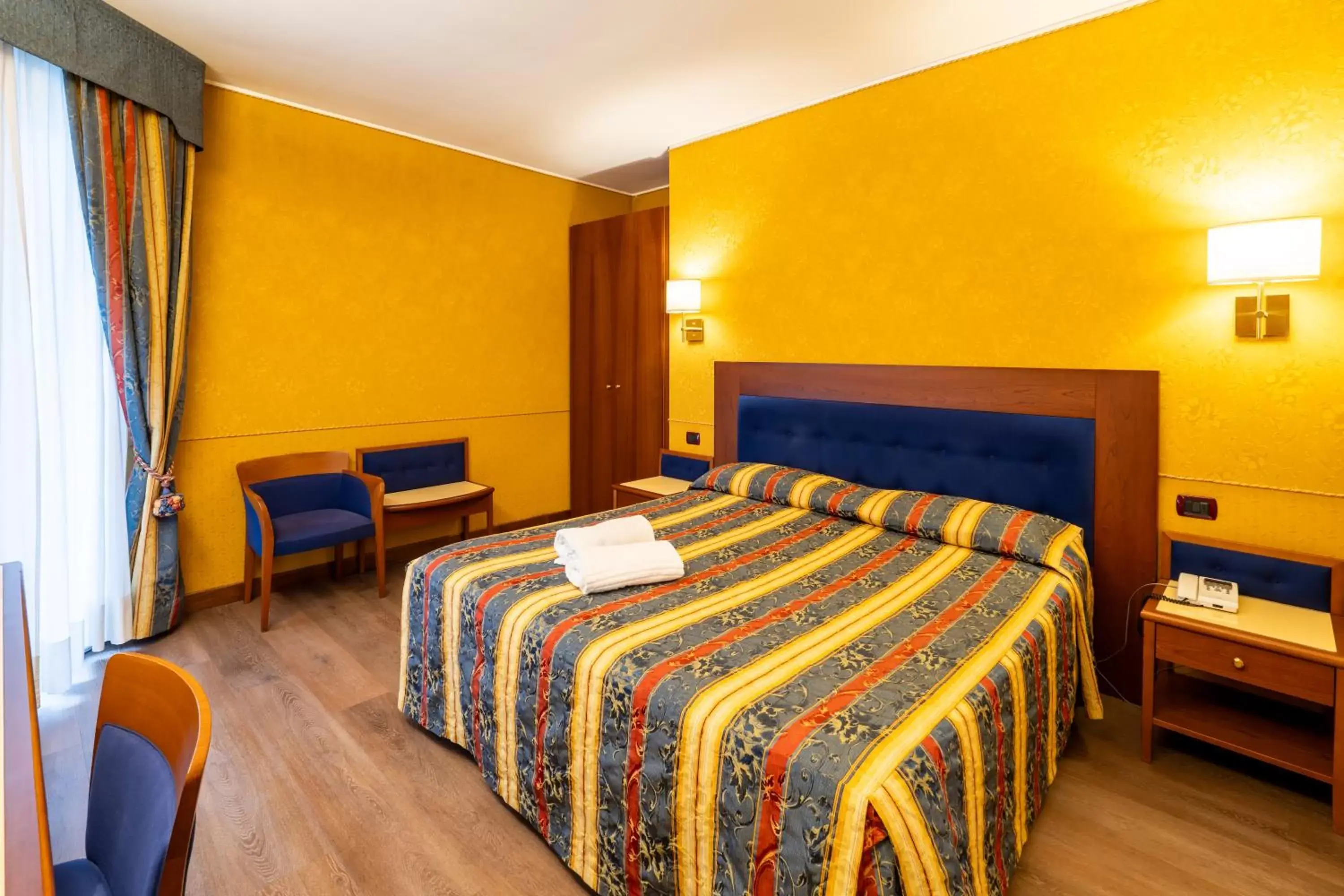 Superior Double Room in Hotel Des Etrangers Superior Double Room in Hotel Des Etrangers