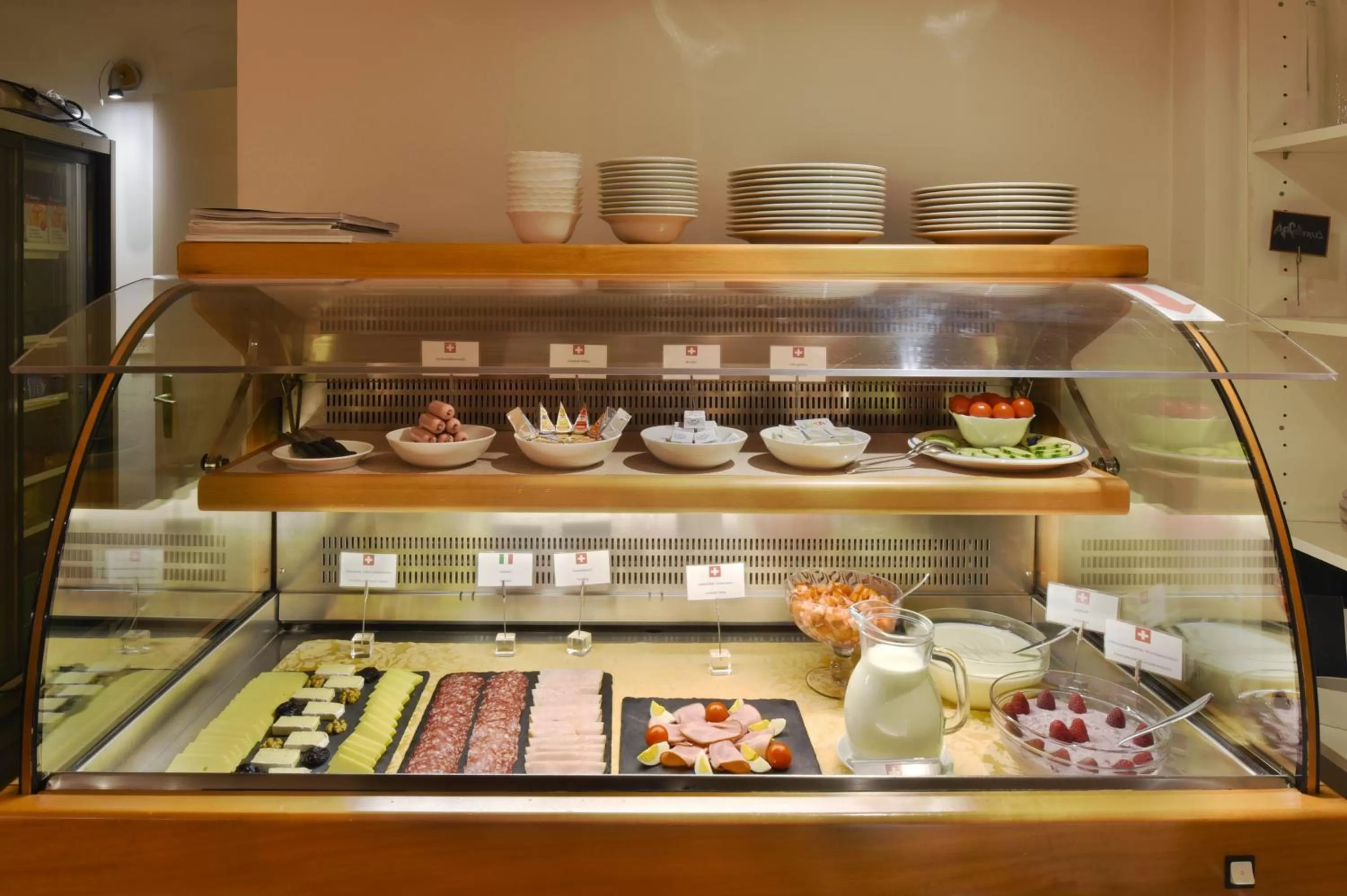 Buffet breakfast in Hotel Hirschen