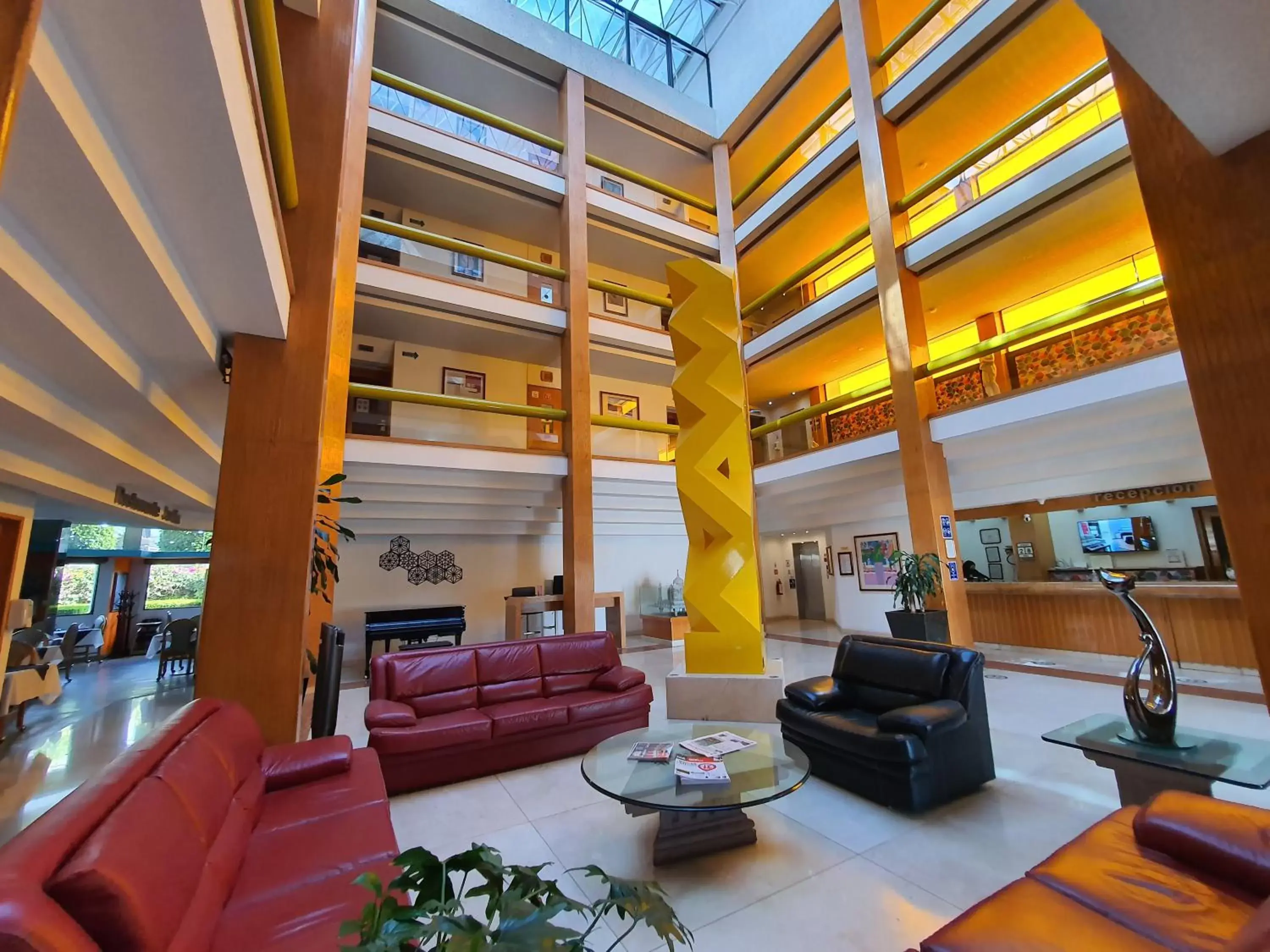 Property building, Lobby/Reception in Hotel Alcampo