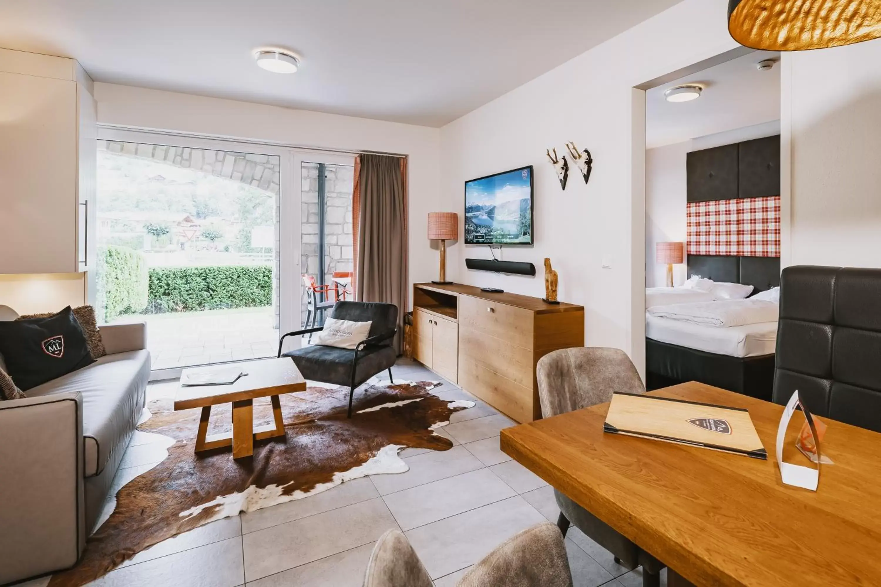 Living room, Seating Area in AvenidA Mountain Lodges Kaprun