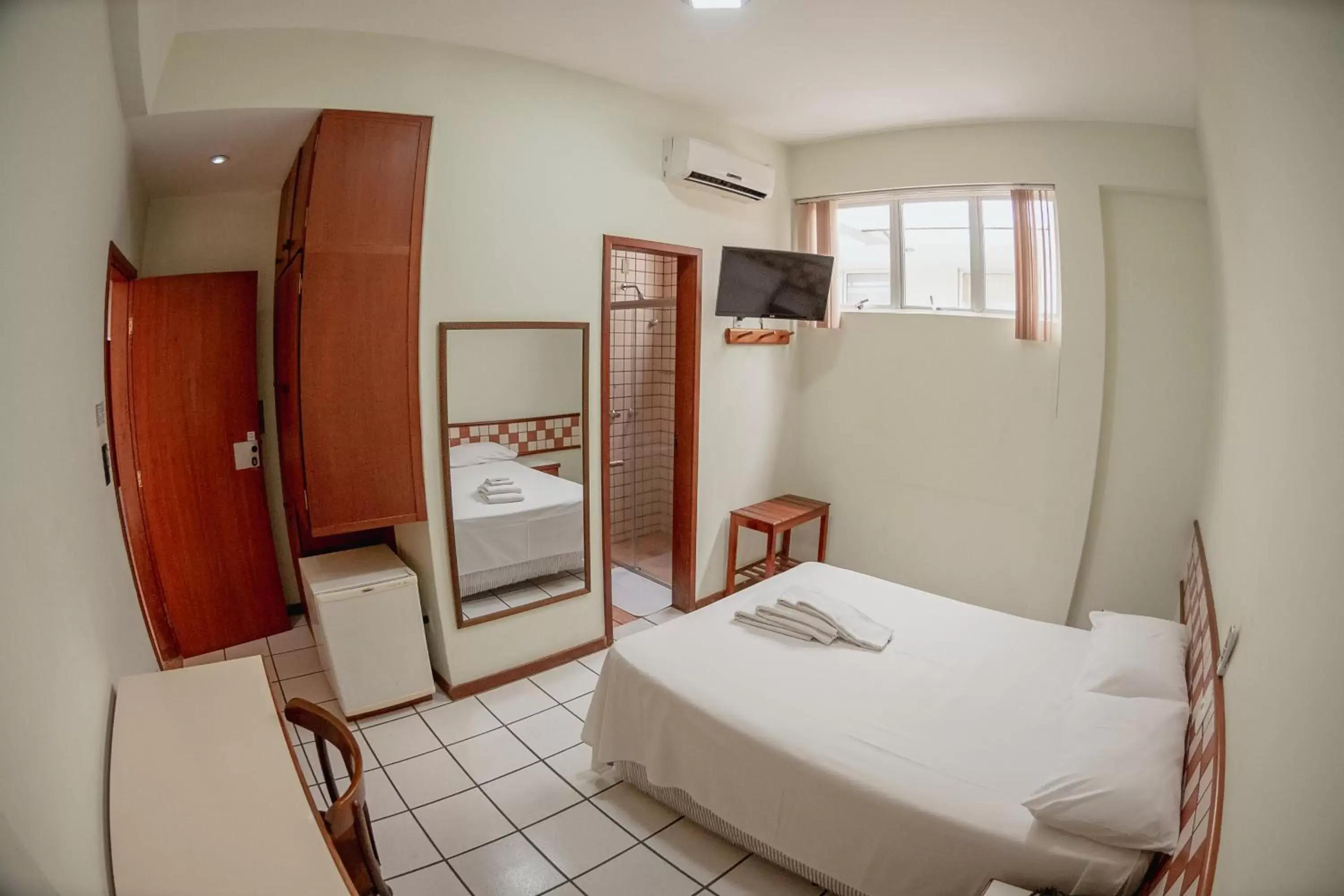 Superior Double Room - single occupancy in Hotel Metropolitano Superior Double Room - single occupancy in Hotel Metropolitano