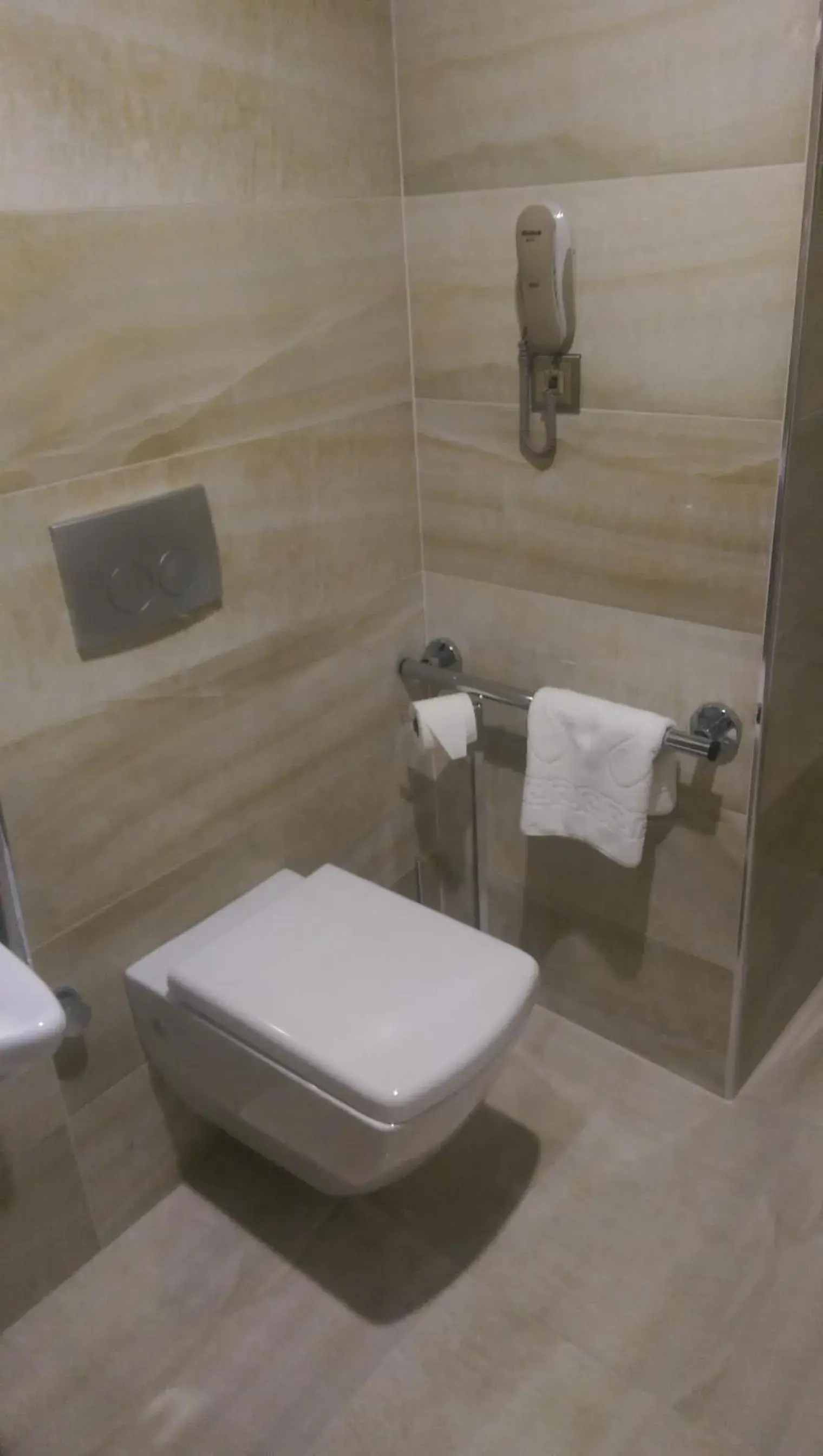 Bathroom in Hanna Hotel