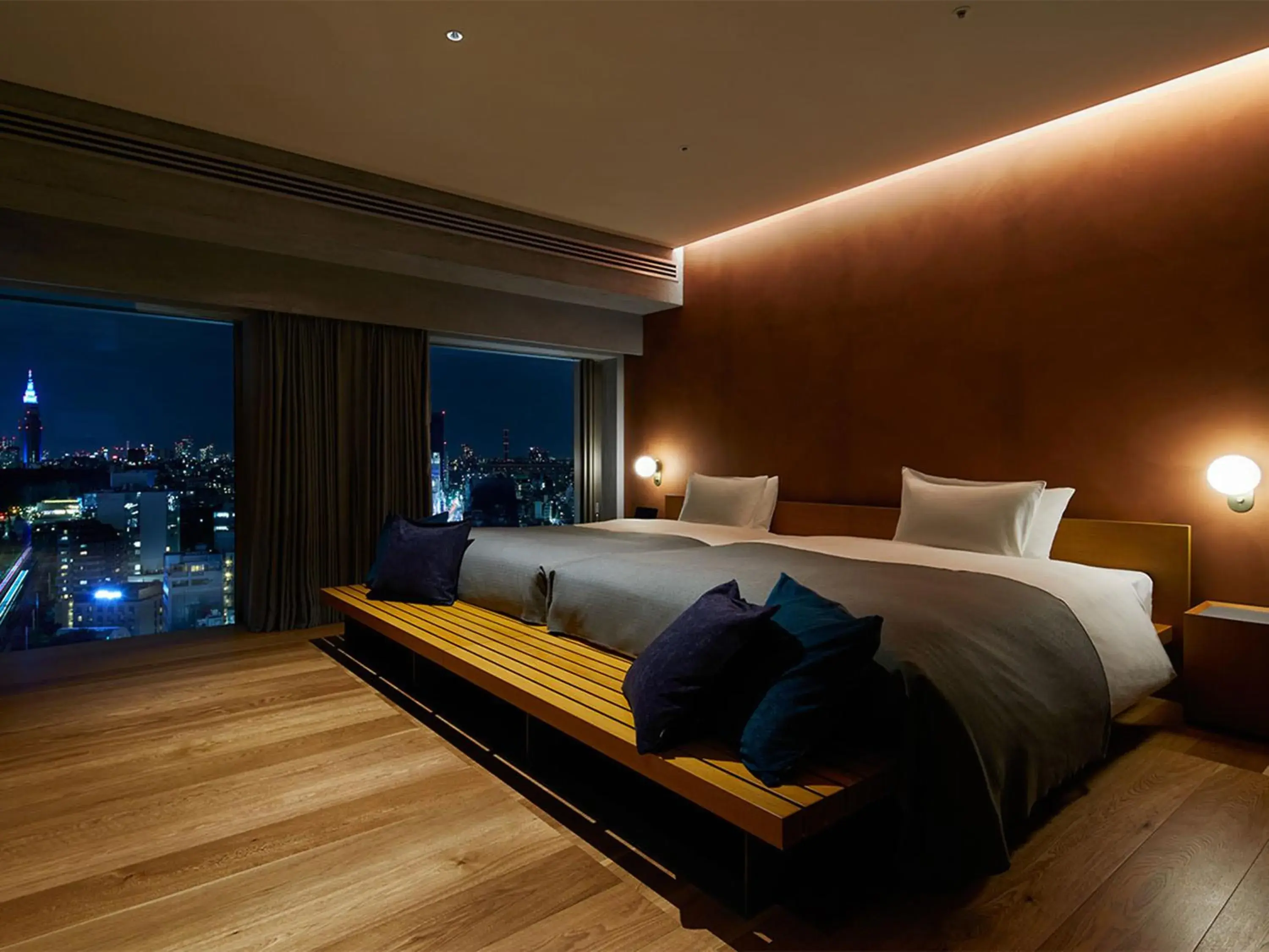 Photo of the whole room, Bed in sequence MIYASHITA PARK / SHIBUYA