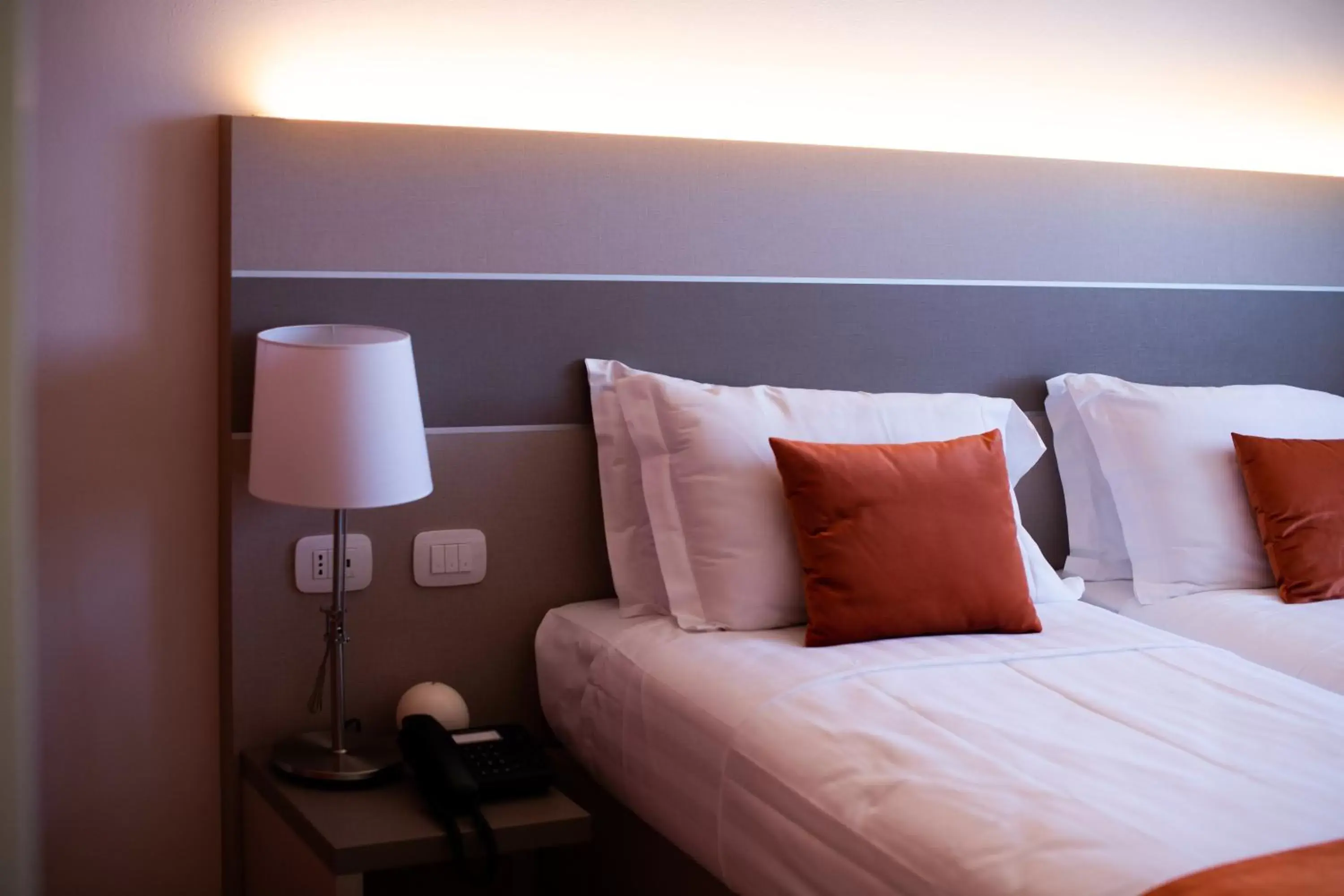 Bedroom, Bed in Hotel Glis
