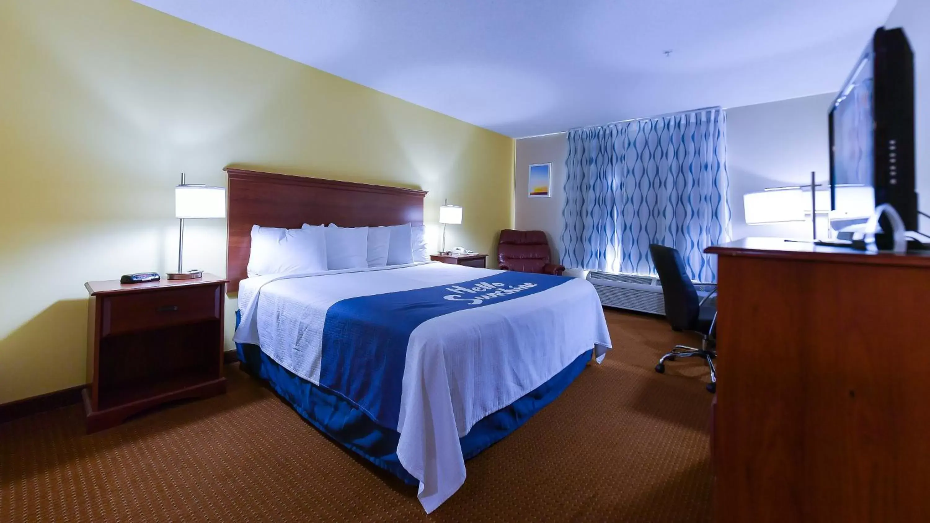TV and multimedia, Bed in Days Inn by Wyndham Greensboro NC