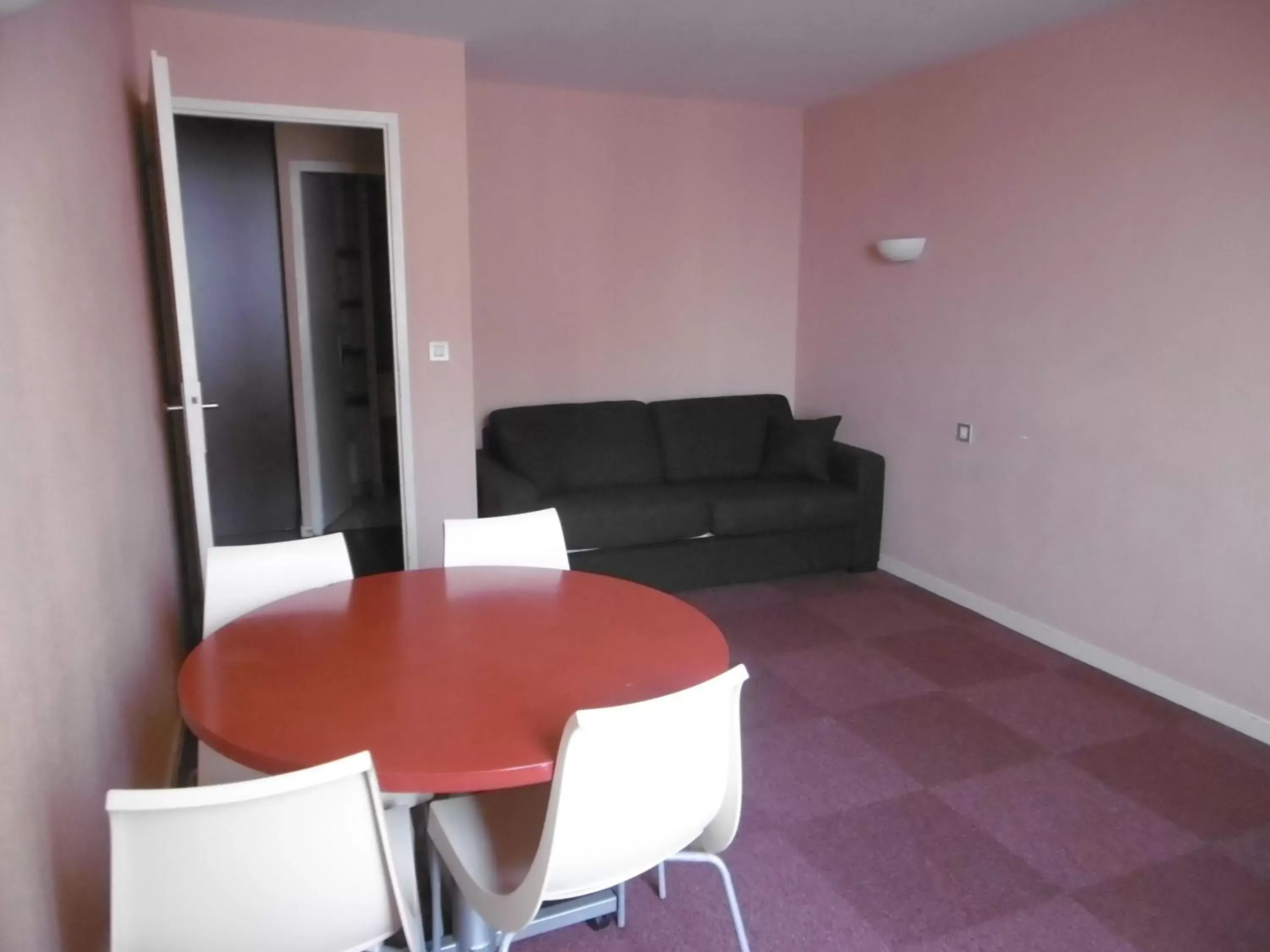 Living room, Dining Area in Geneva Residence